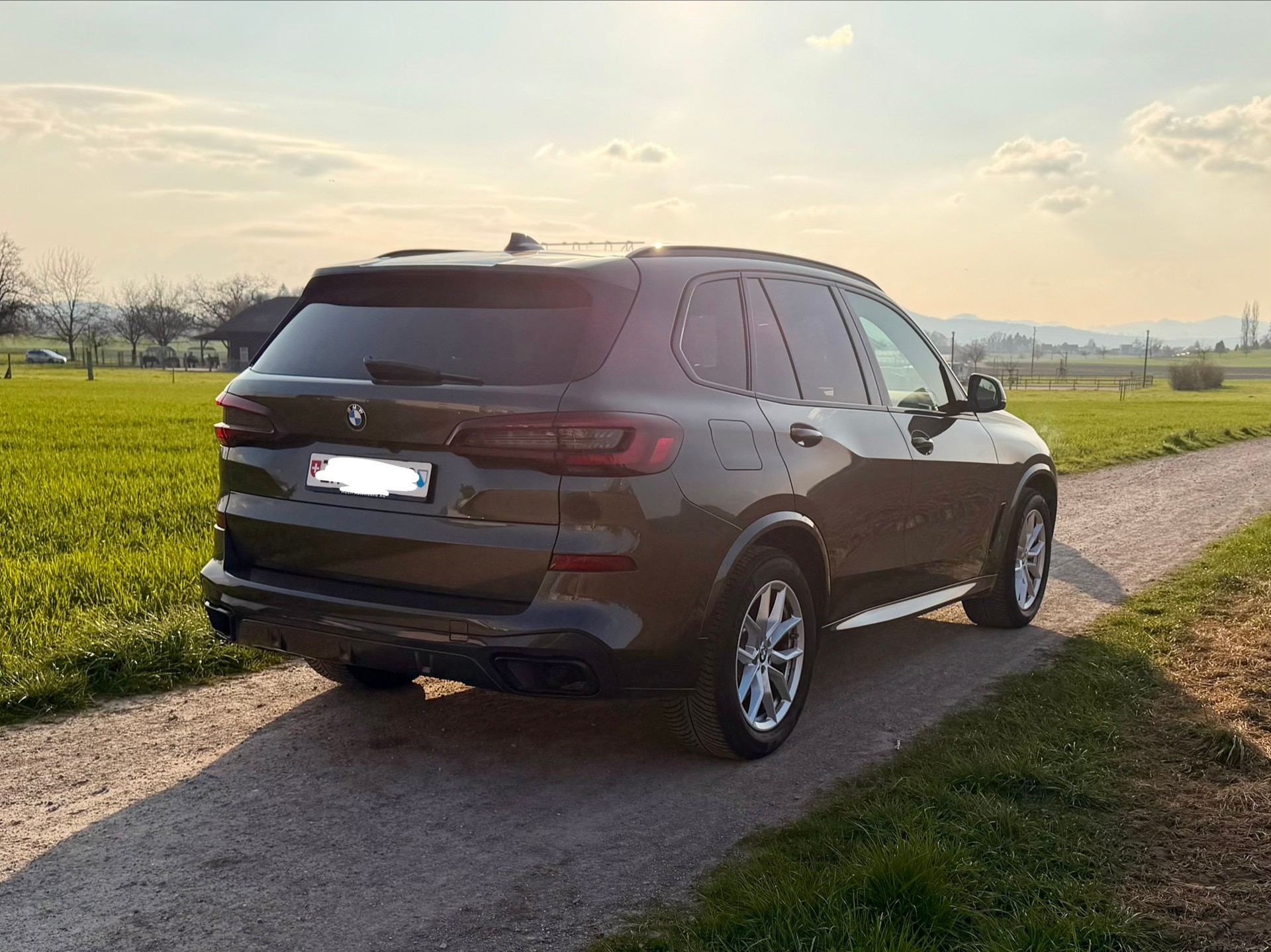 BMW X5 xDrive 48V 30d M Sport Steptronic-image-4