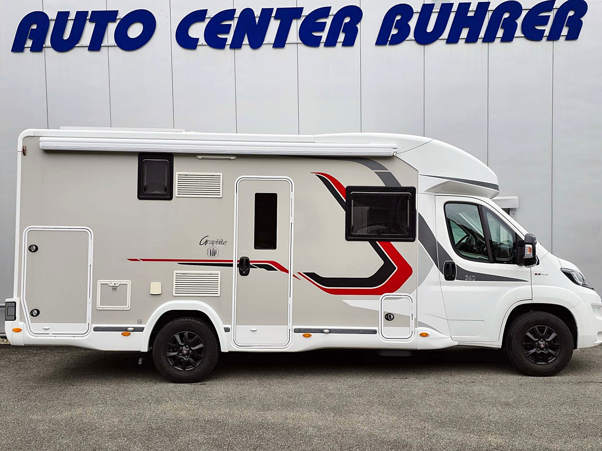 CHALLENGER 260 GRAPHITE EDITION VIP 2,3 DIESEL 9G-AUTOMAT FIAT DUCATO MJ 140