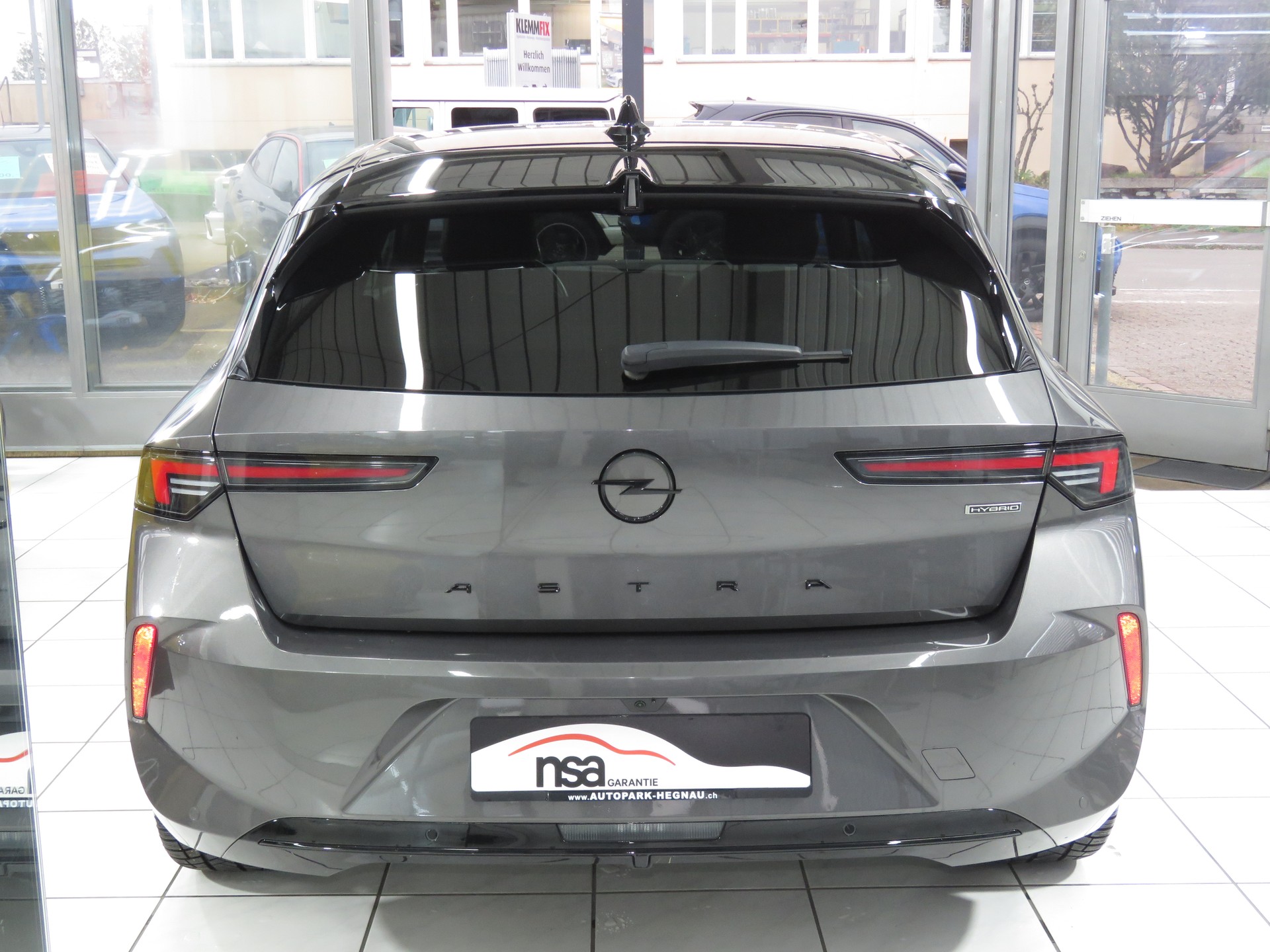 OPEL Astra 1.6 PHEV Turbo Swiss Plus Automat-image-4