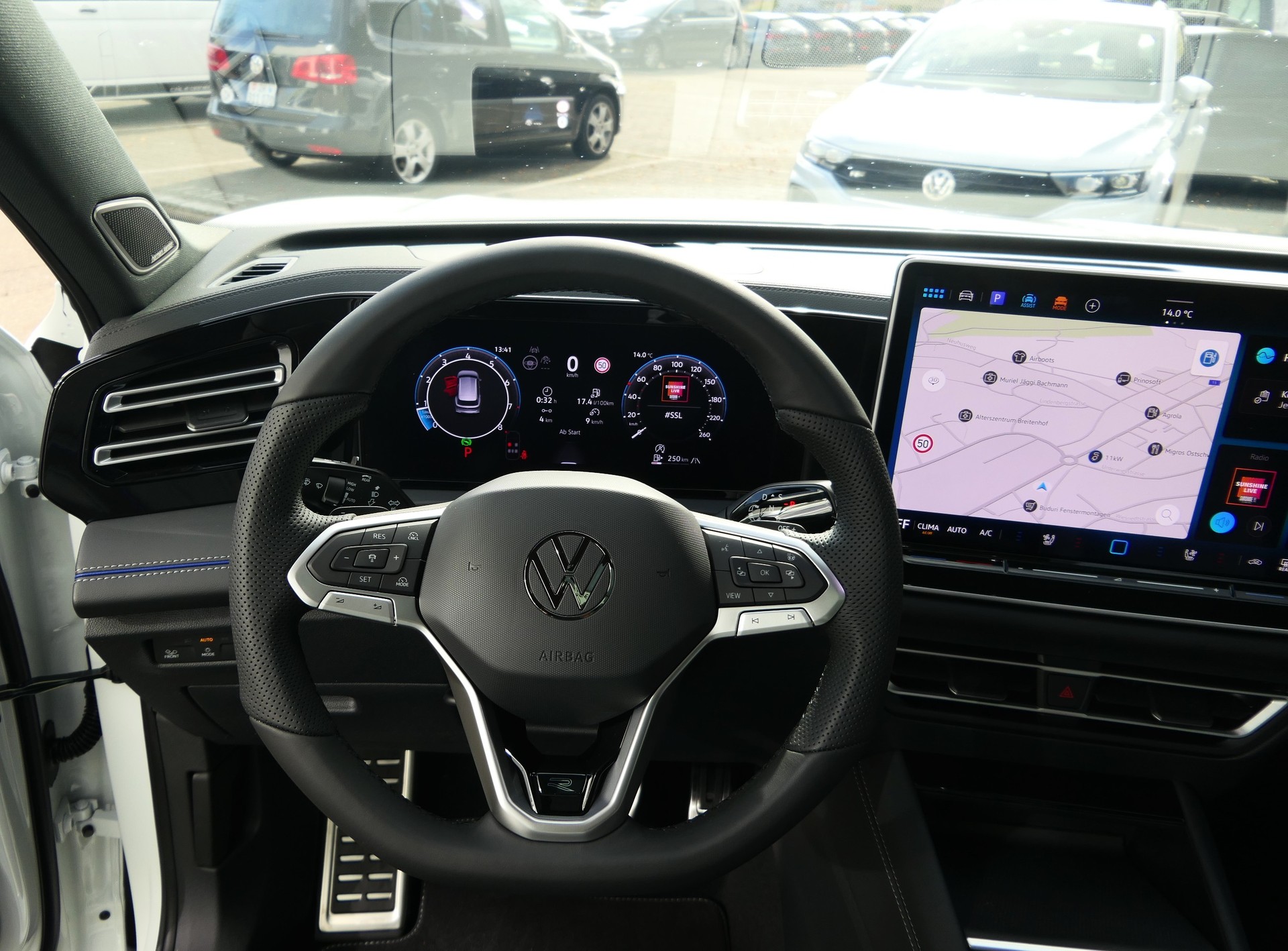 VW Tiguan 2.0 TSI DSG R-Line 4Motion-image-7