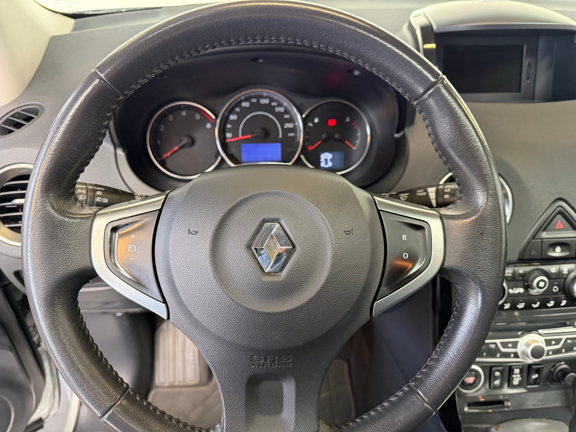 RENAULT Koleos 2.0 dCi Exception 4x4 Automatic-image-6
