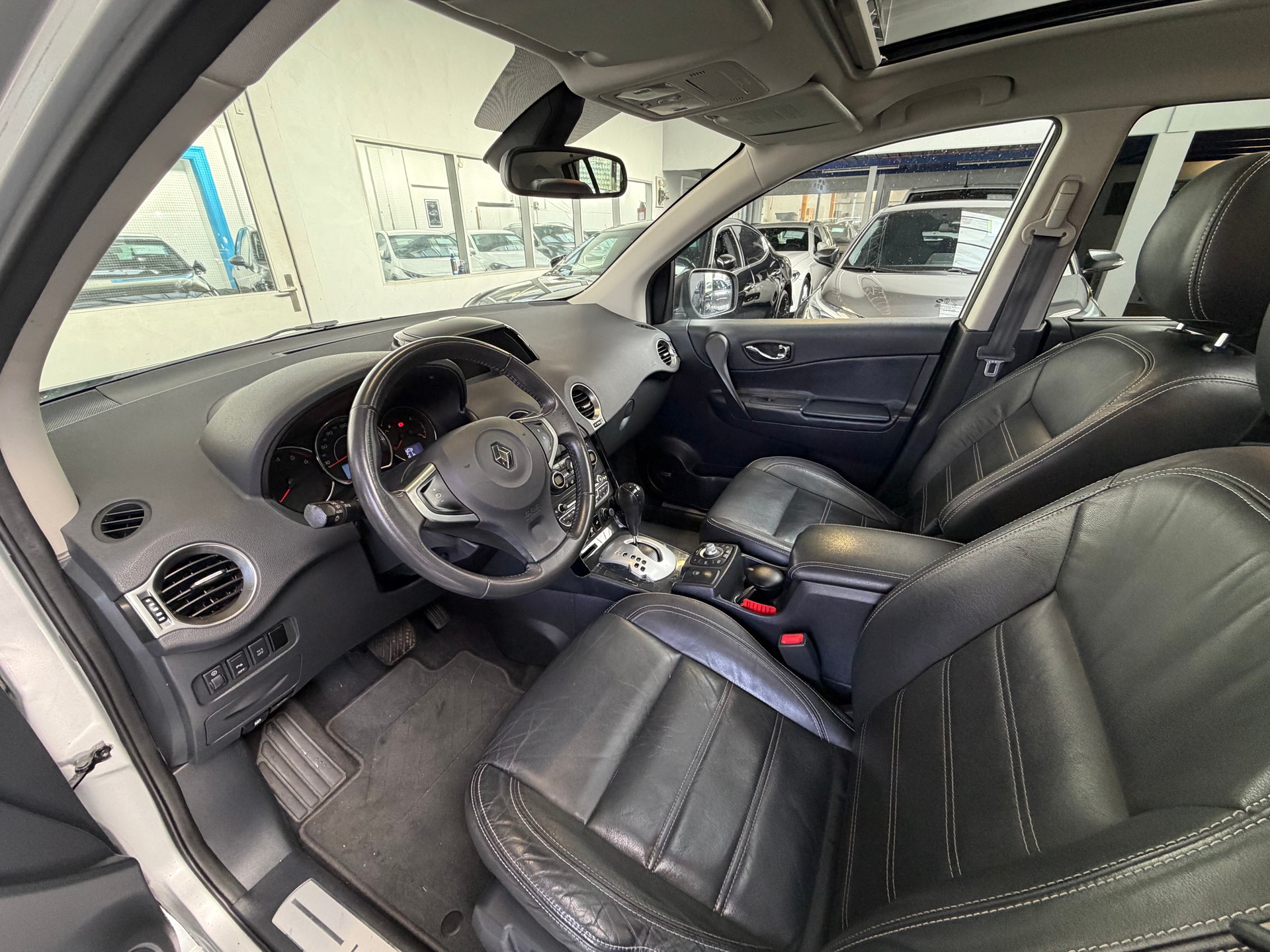 RENAULT Koleos 2.0 dCi Exception 4x4 Automatic-image-8