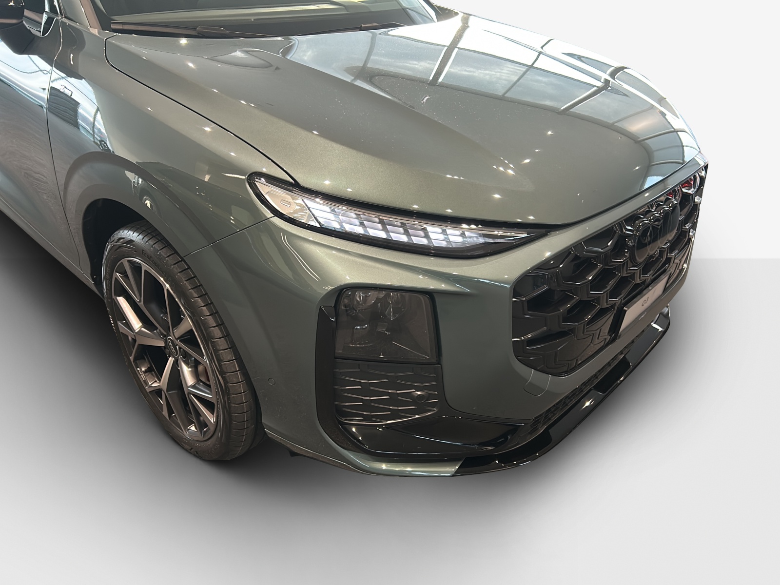 AUDI Q3 SUV 110 kW TFSI S tronic-image-15