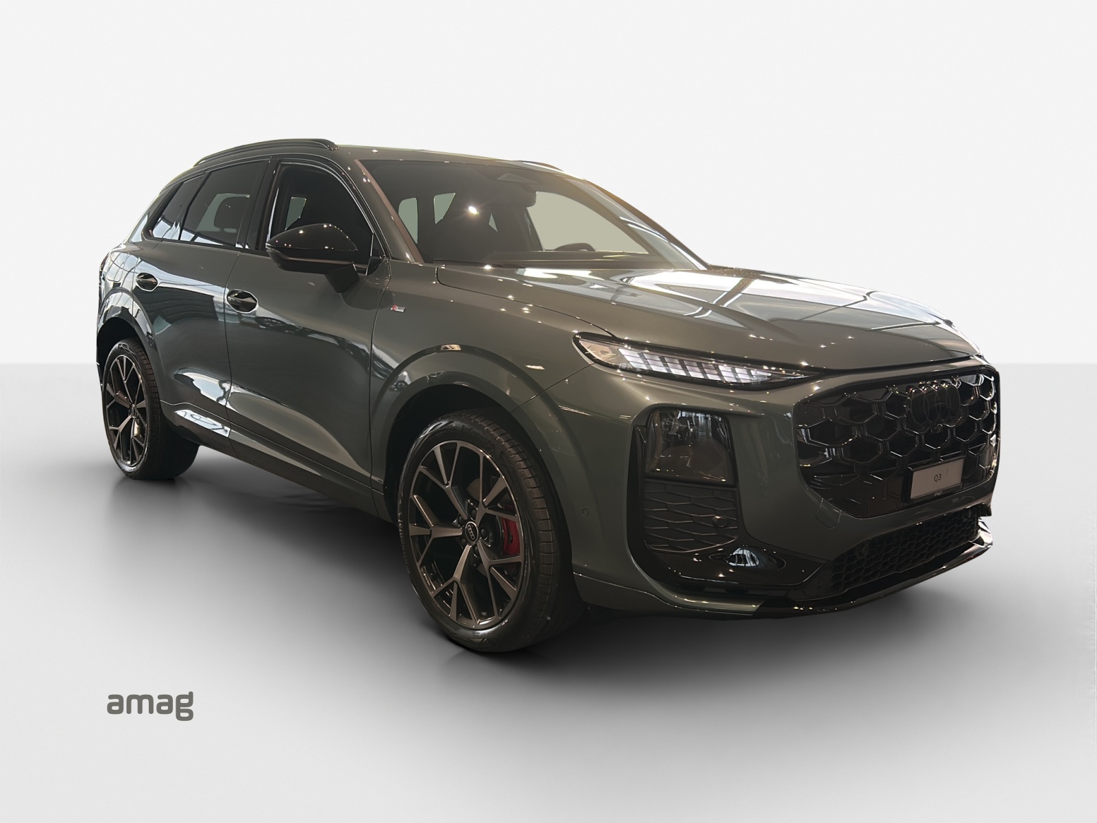 AUDI Q3 SUV 110 kW TFSI S tronic-image-5