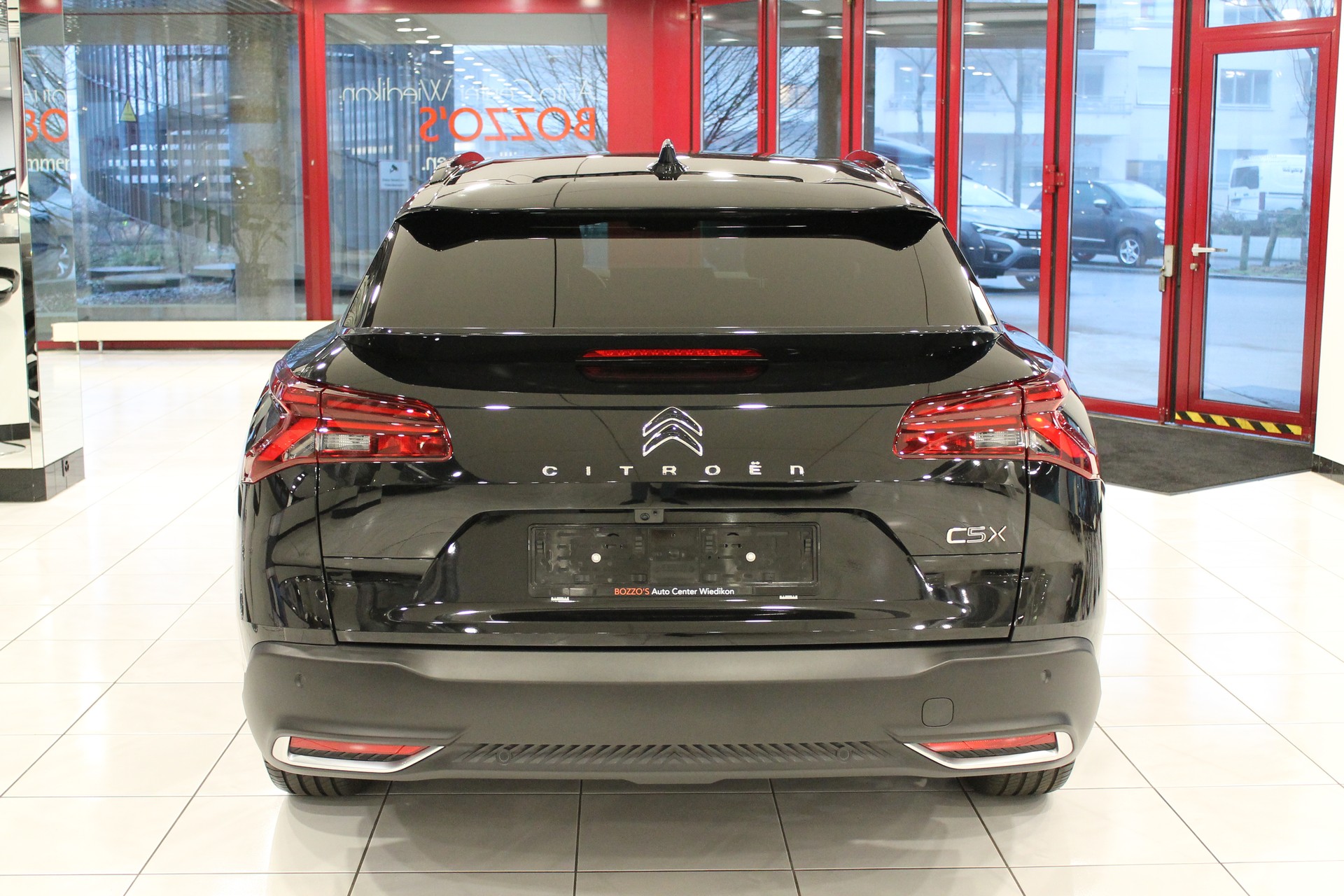 CITROEN C5 X 1.6i PHEV Shine Pack e-EAT8-image-5