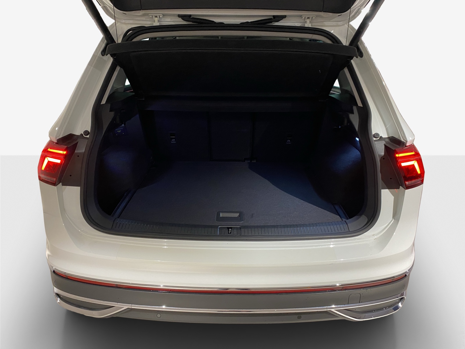VW Tiguan 2.0 TDI SCR Elegance 4Motion DSG-image-12