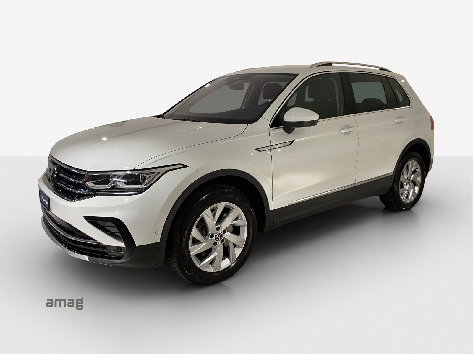 VW Tiguan 2.0 TDI SCR Elegance 4Motion DSG-image-0