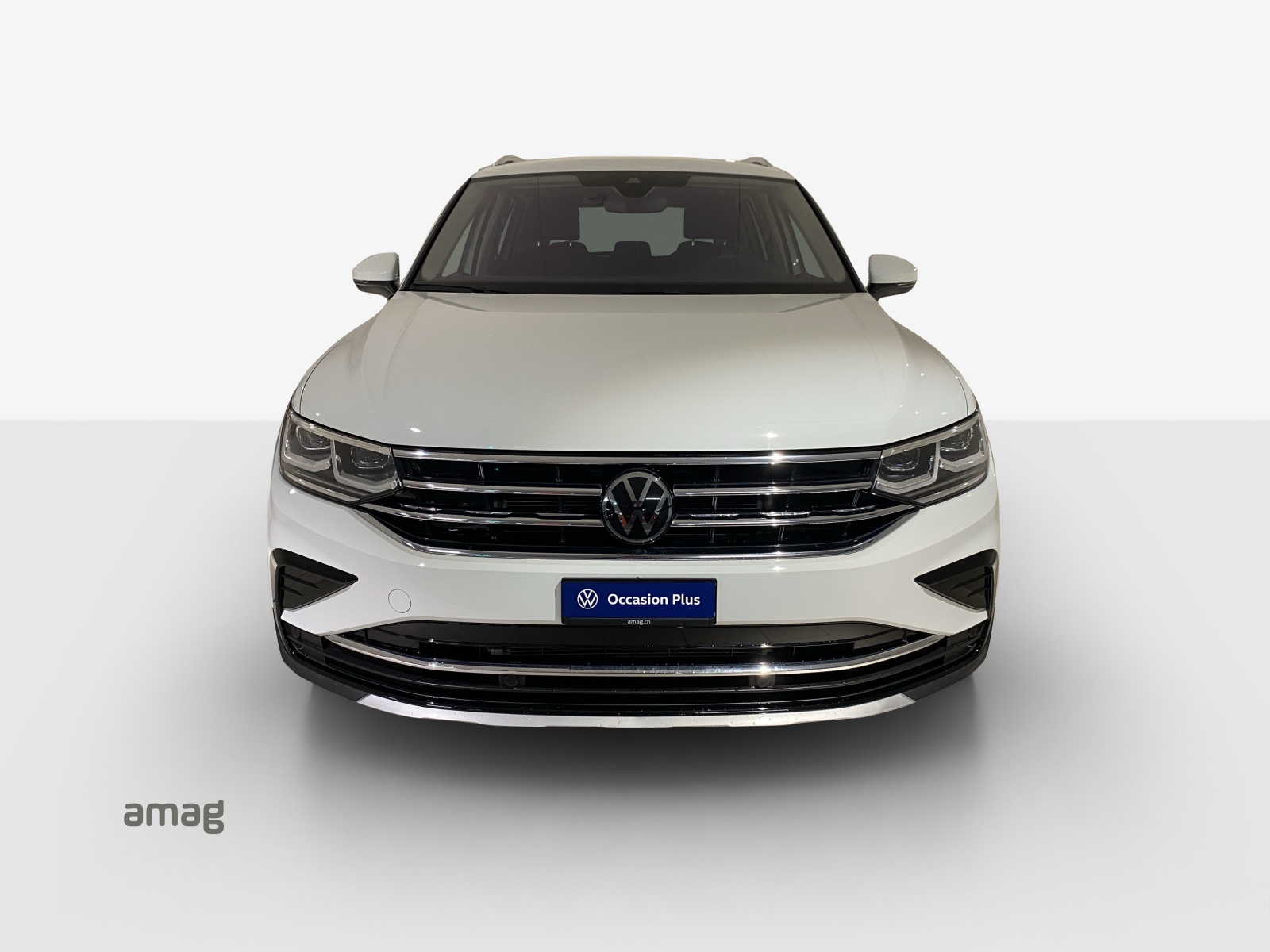 VW Tiguan 2.0 TDI SCR Elegance 4Motion DSG-image-6