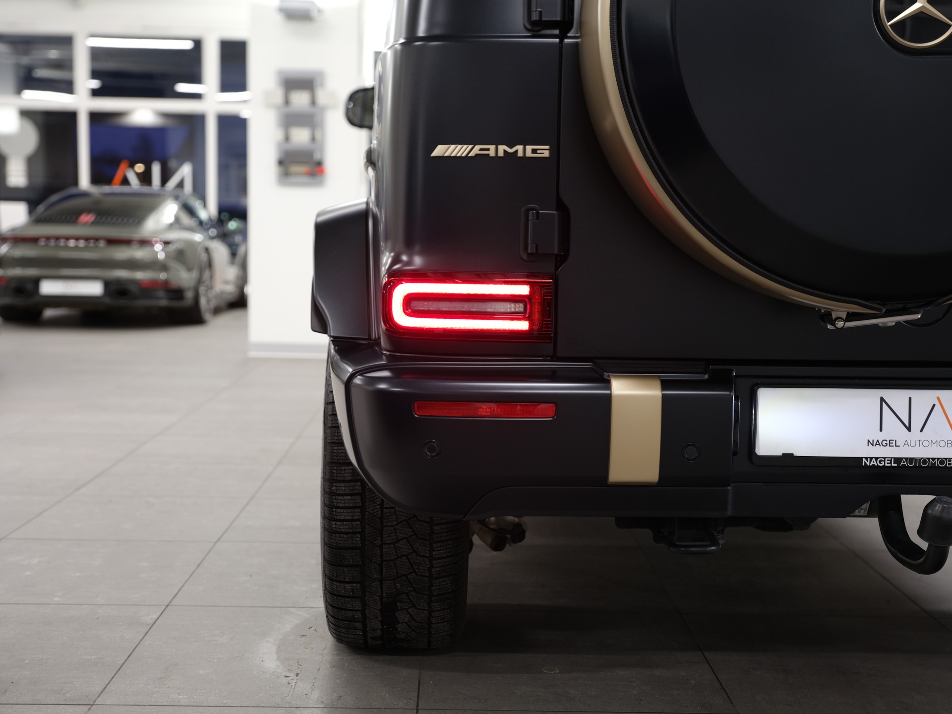 MERCEDES-BENZ G 63 AMG Speedshift Plus G-Tronic *GRAND-EDITION*-image-11