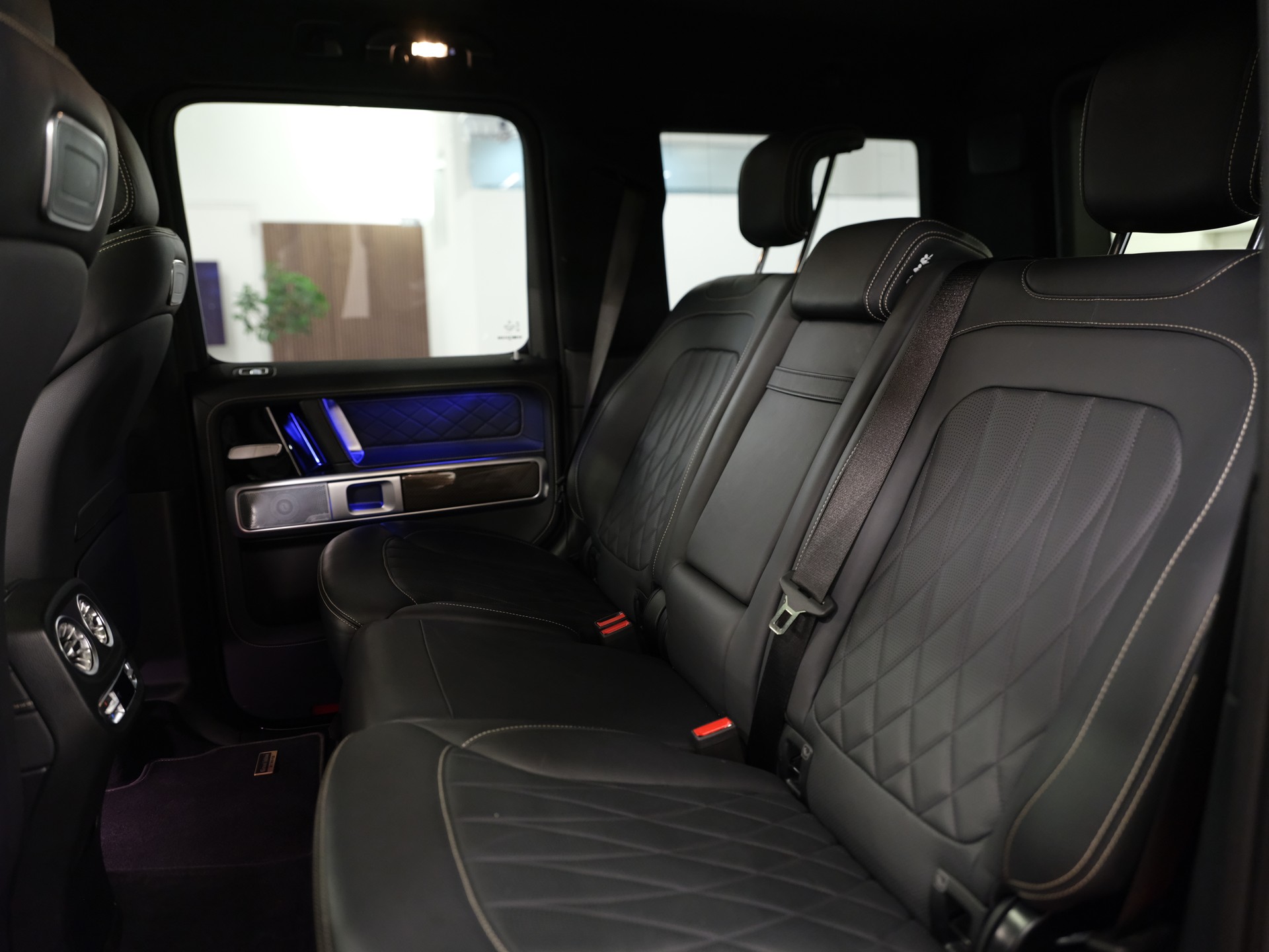 MERCEDES-BENZ G 63 AMG Speedshift Plus G-Tronic *GRAND-EDITION*-image-31