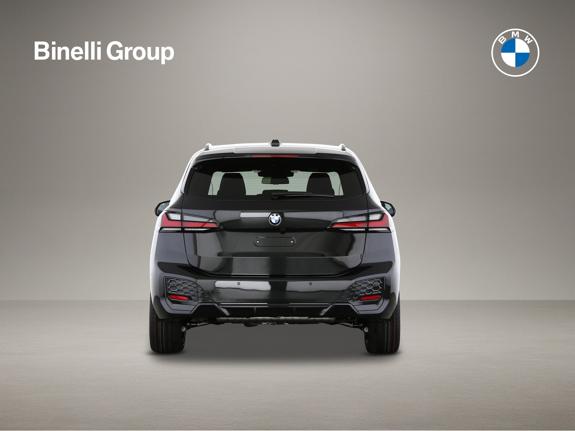 BMW 223i xDrive SDKG Active Tourer-showroom-element-3