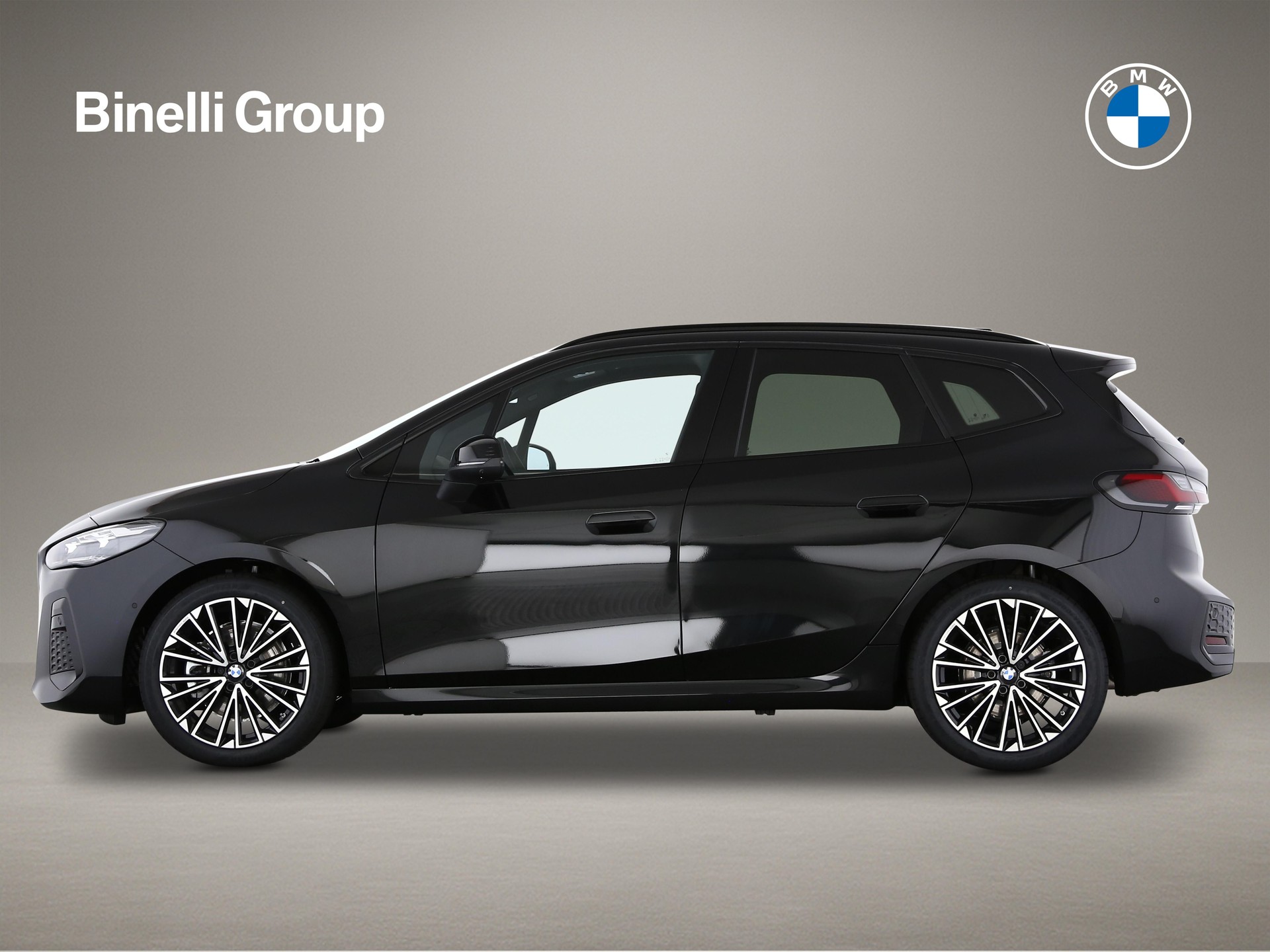 BMW 223i xDrive SDKG Active Tourer-showroom-element-2