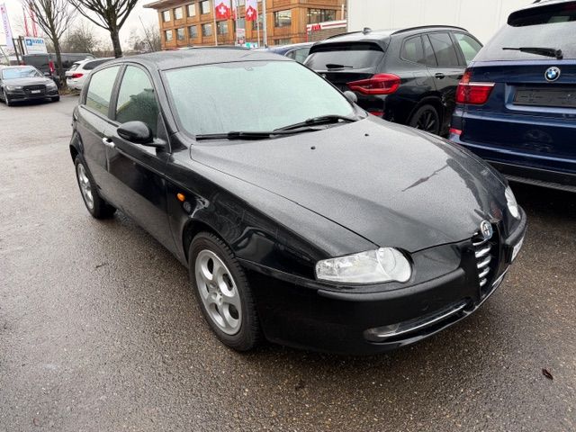 ALFA ROMEO 147 1.6 TS 16V Progression-image-2