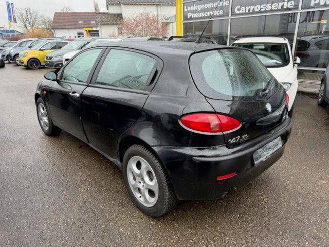 ALFA ROMEO 147 1.6 TS 16V Progression-image-3
