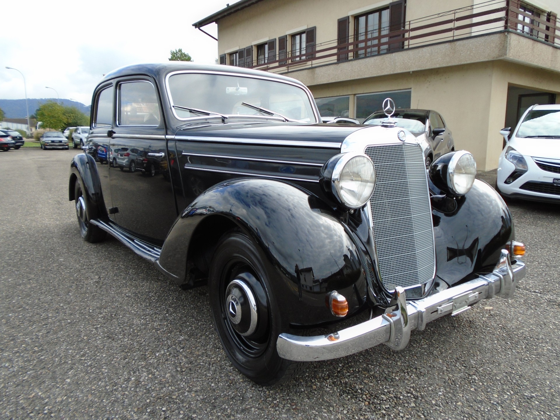 MERCEDES-BENZ 170 S-image-2
