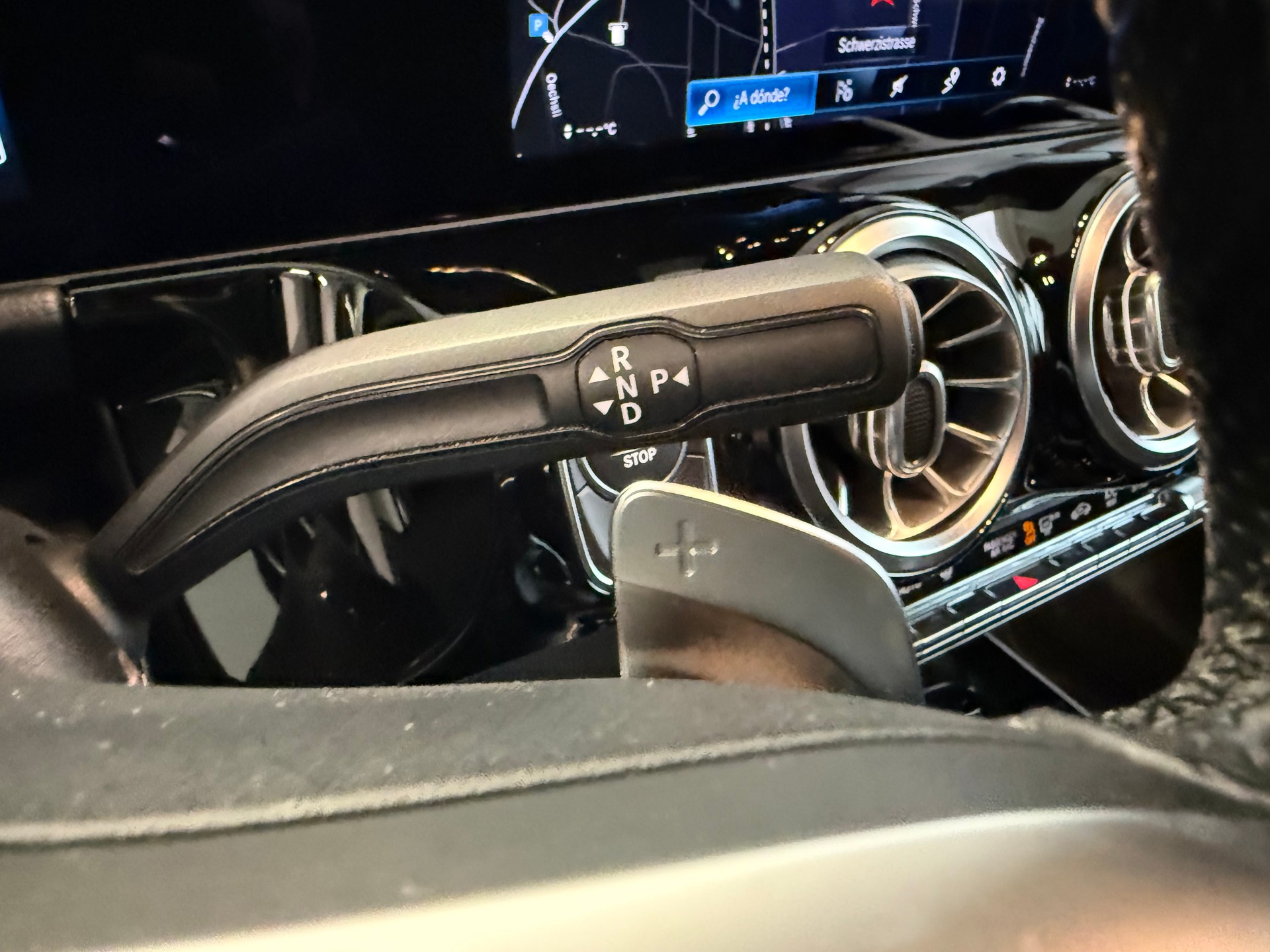 MERCEDES-BENZ B 220 4Matic AMG Line 7G-DCT-image-8