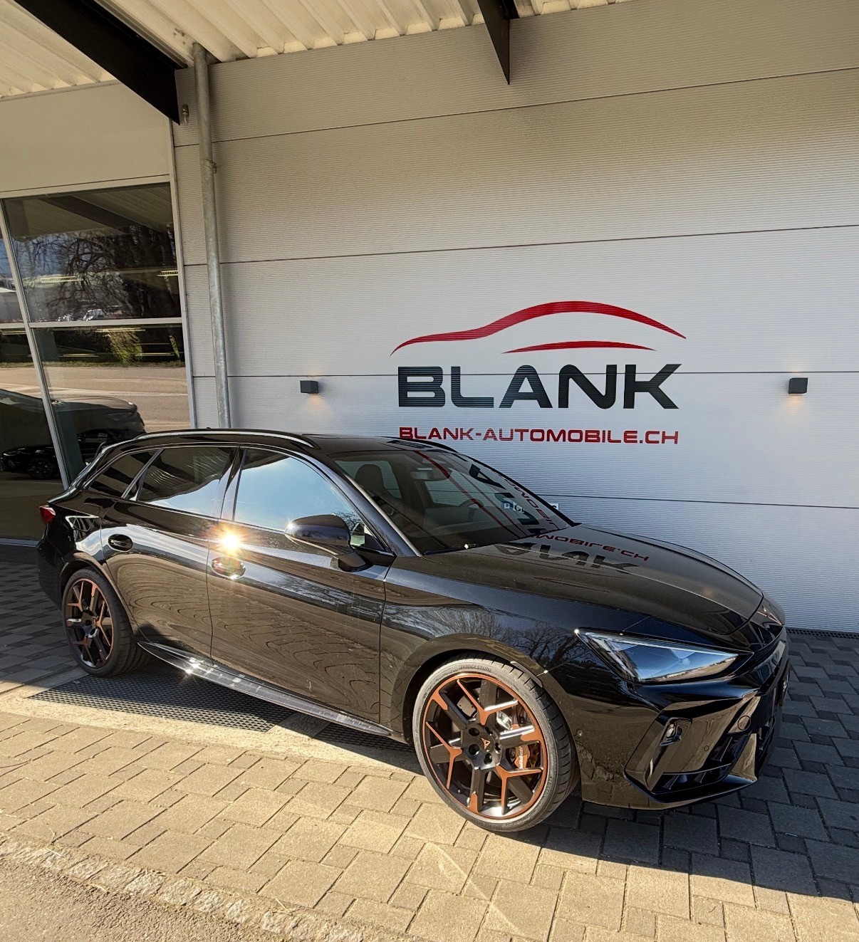 CUPRA LEON ST 2.0 TSI VZ DSG 4Drive / VENDUE VERKAUFT-image-0