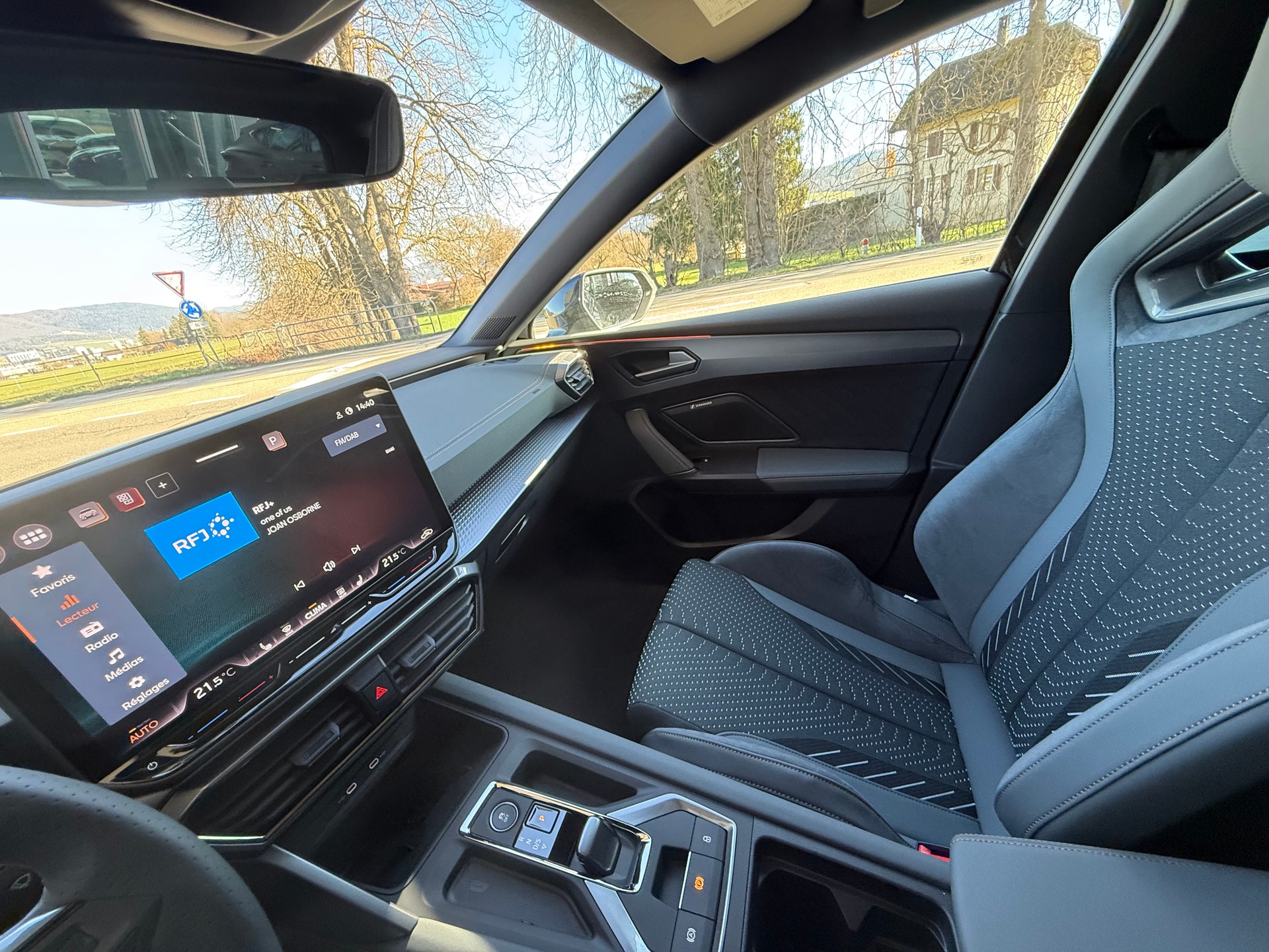 CUPRA LEON ST 2.0 TSI VZ DSG 4Drive / VENDUE VERKAUFT-image-11