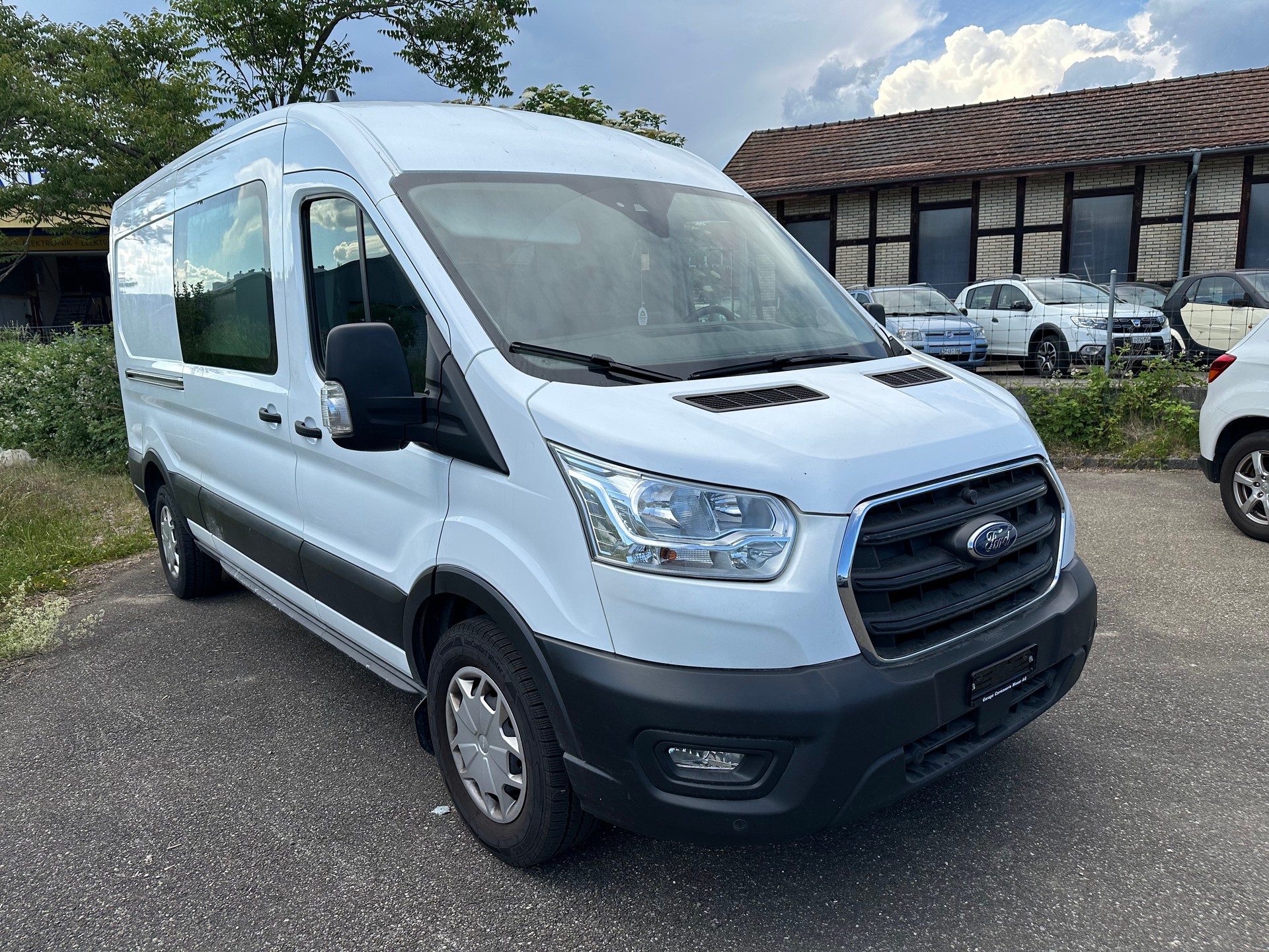 FORD Transit Van 350 L3 Trend 2.0 TDCi 185 FWD-showroom-element-2