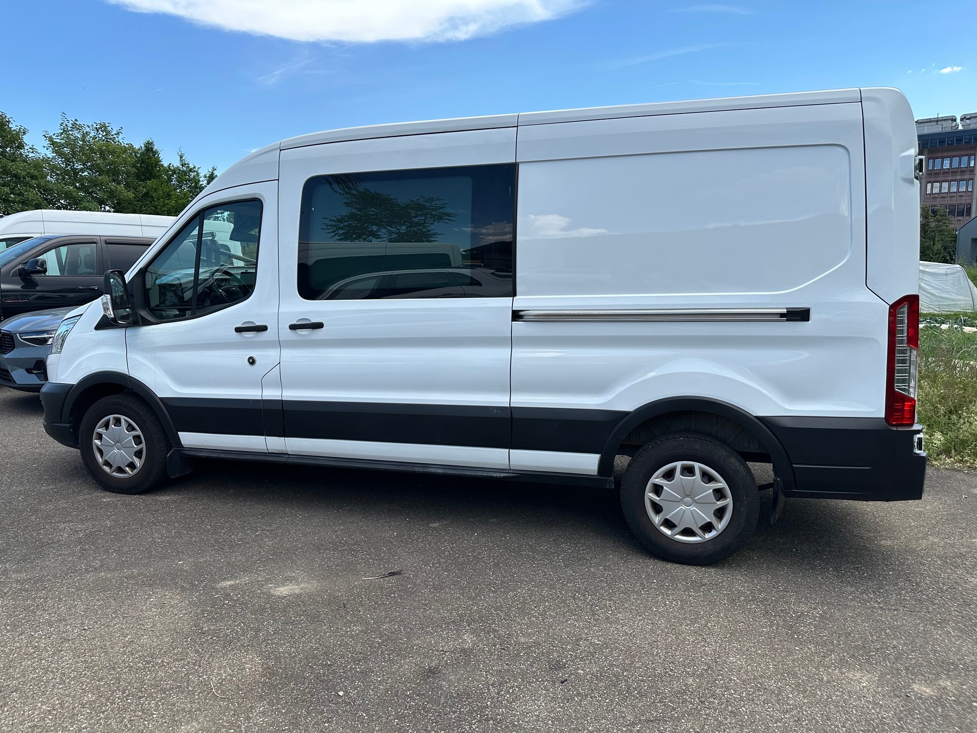 FORD Transit Van 350 L3 Trend 2.0 TDCi 185 FWD-image-8