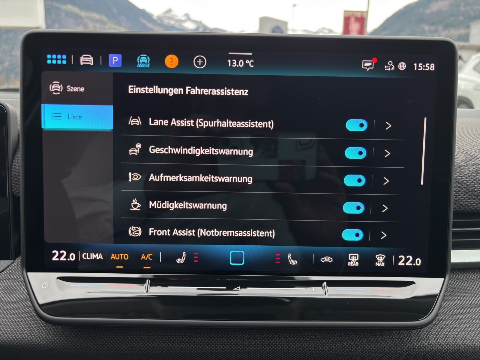 VW T-Roc 1.5 eTSI mHEV Life DSG-image-16