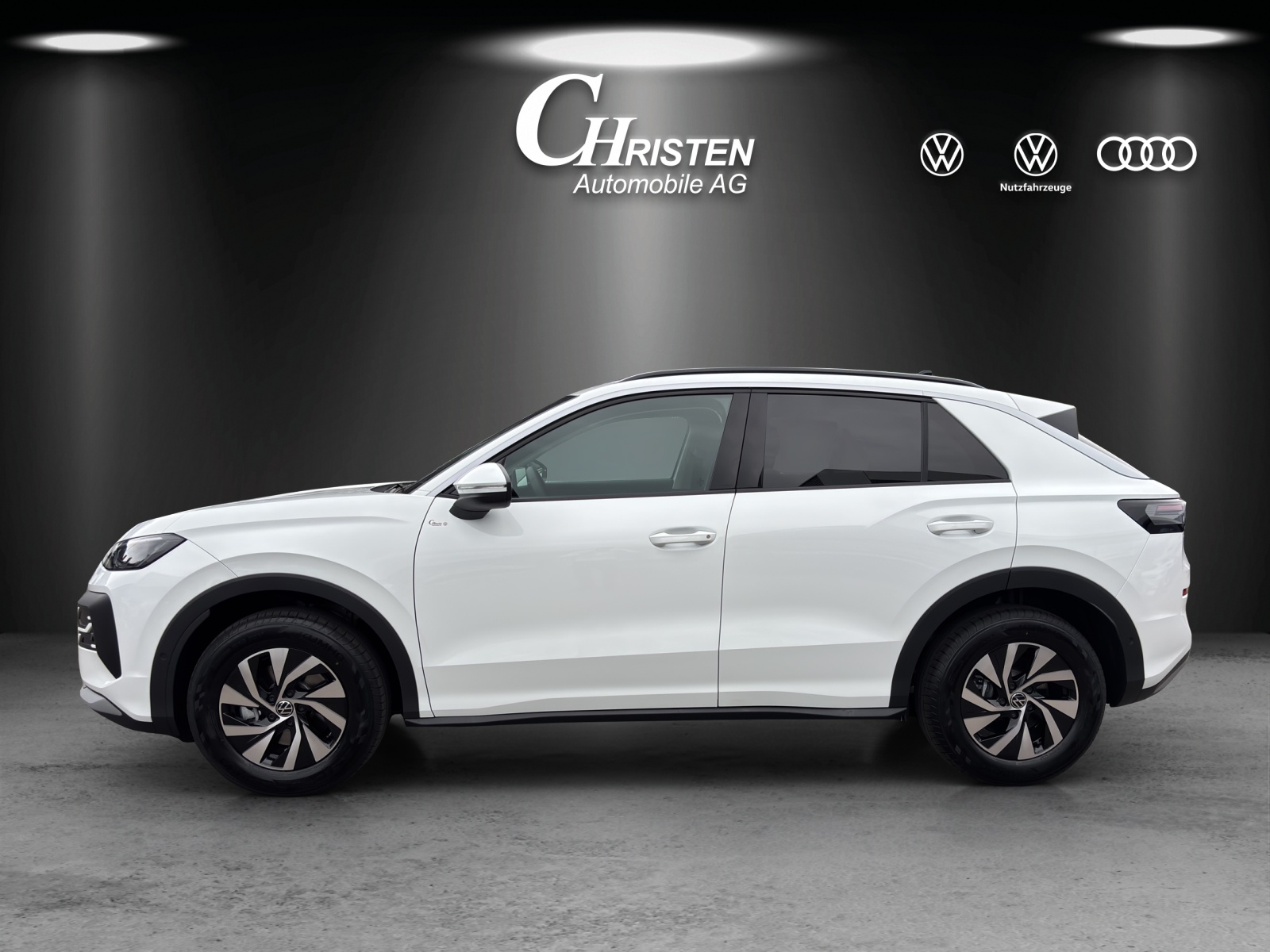 VW T-Roc 1.5 eTSI mHEV Life DSG-image-1