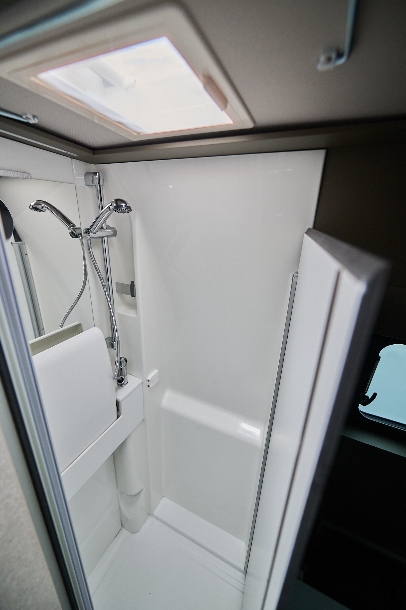 HYMER Grand Canyon S 700 4x4-image-9