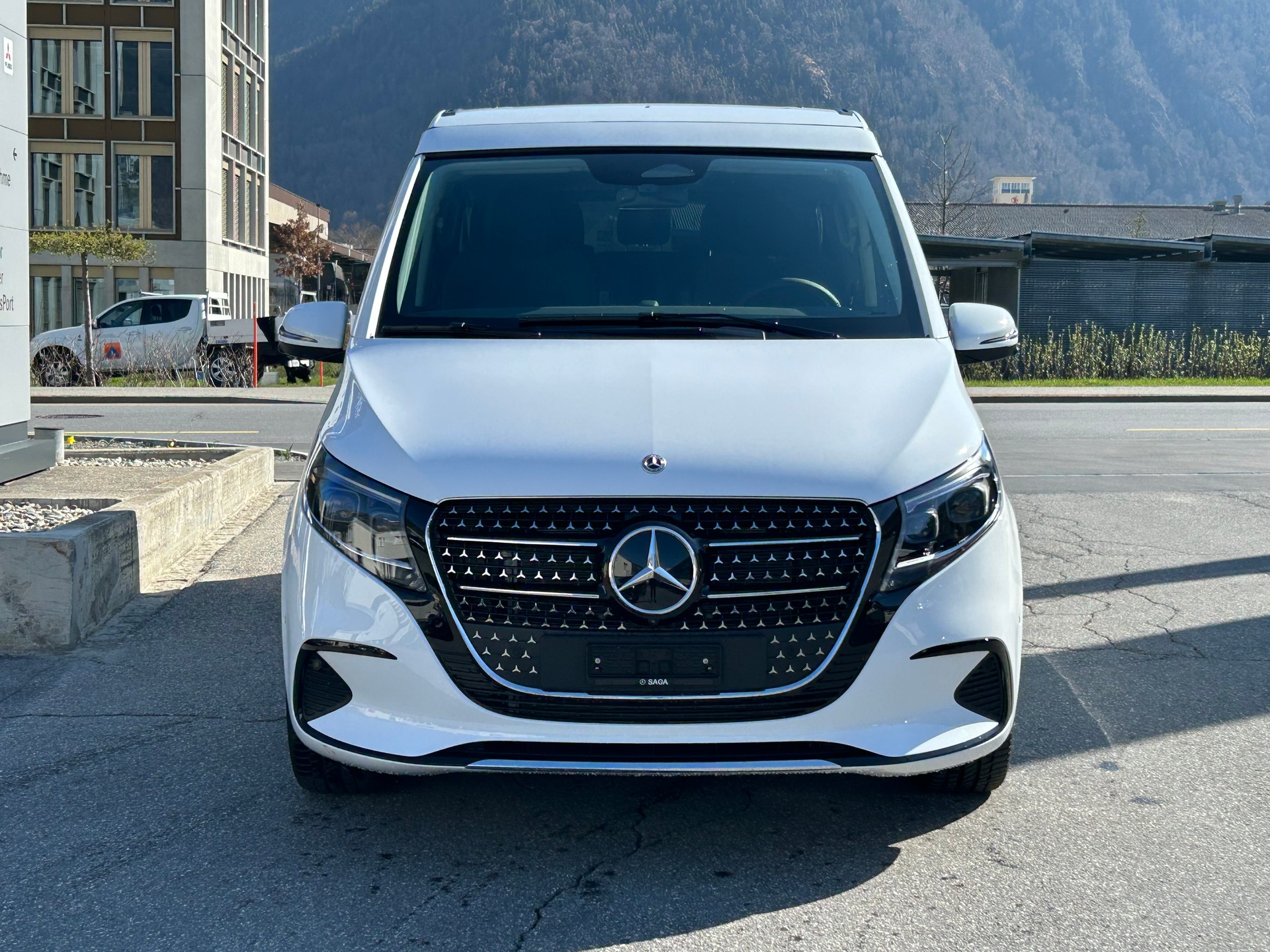 MERCEDES-BENZ Marco Polo HORIZON V250 d lang 4Matic-showroom-element-1