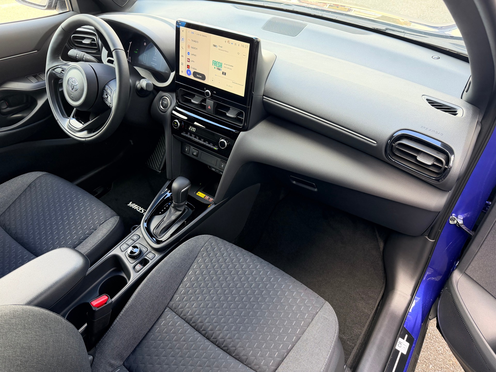 TOYOTA Yaris Cross 1.5 Trend AWDi e-CVT-image-10