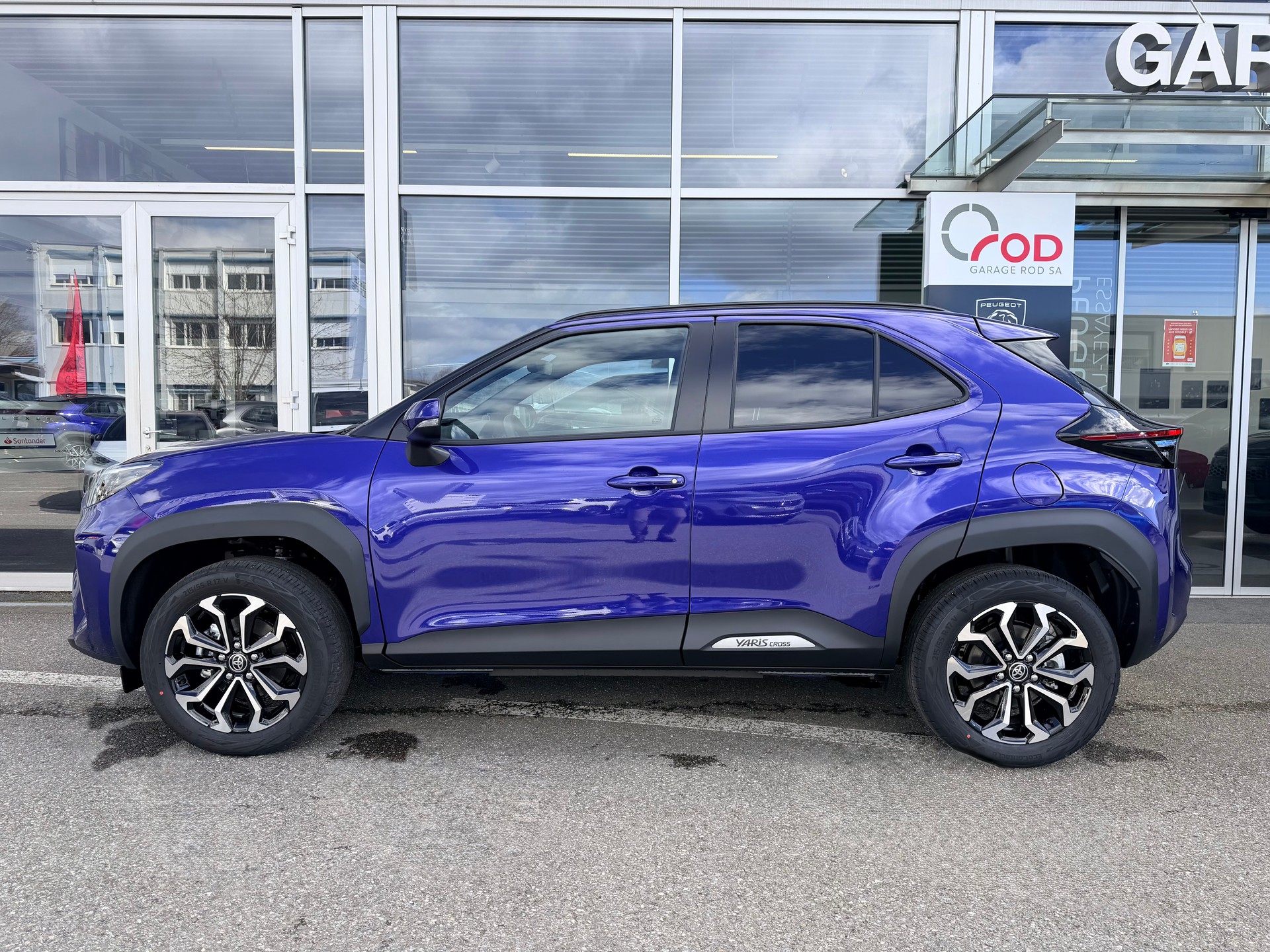 TOYOTA Yaris Cross 1.5 Trend AWDi e-CVT-image-4