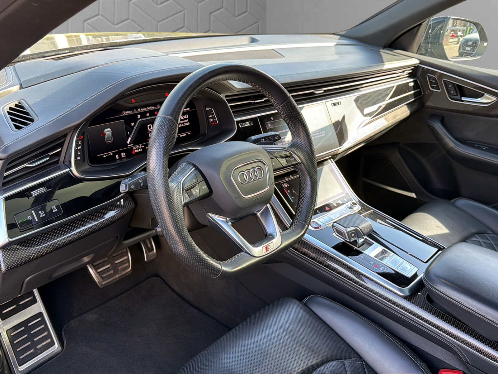 AUDI SQ8 50 TDI quattro tiptronic-image-11