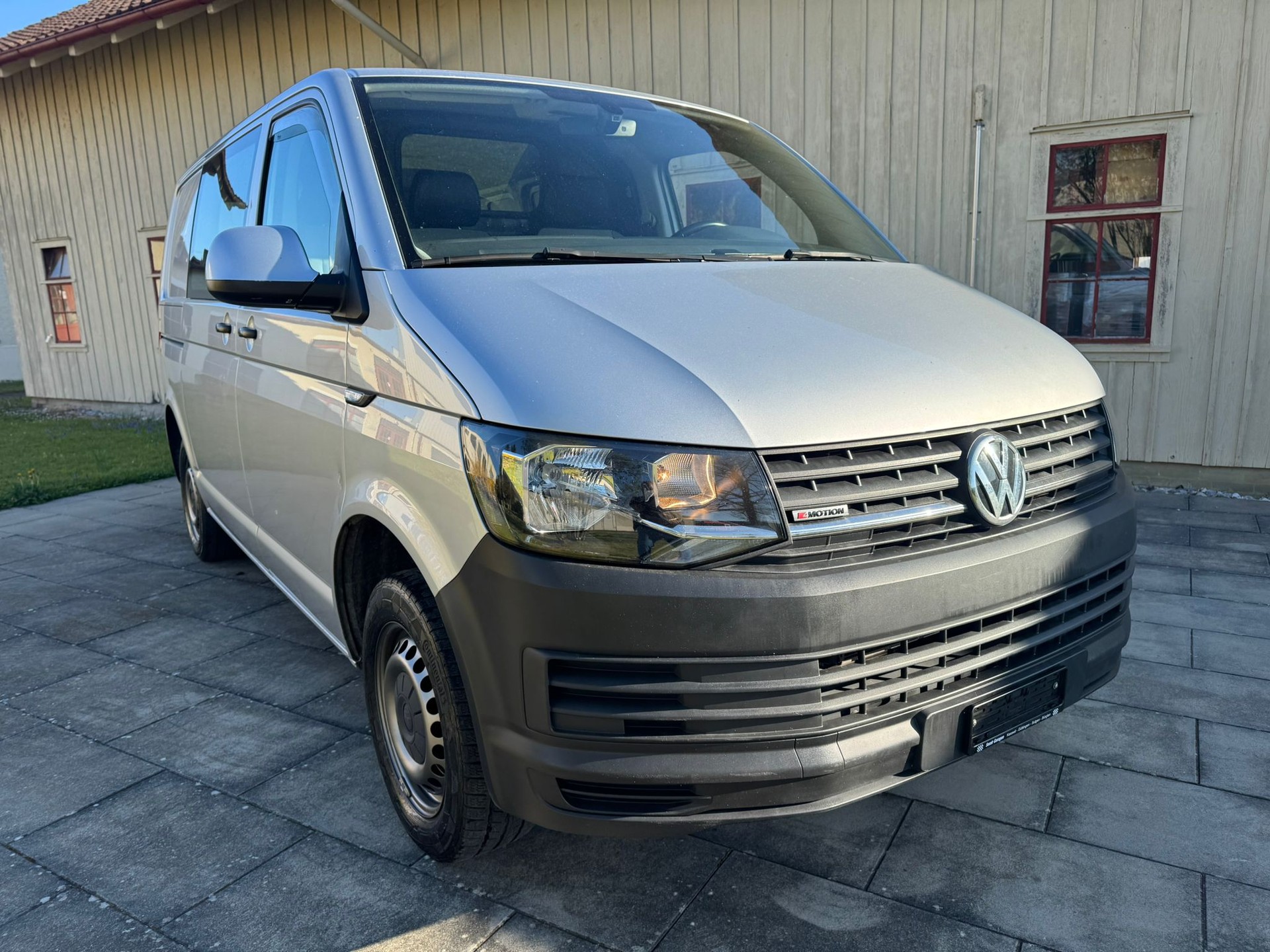 VW T6 2.0 TDI 4Motion DSG-image-2