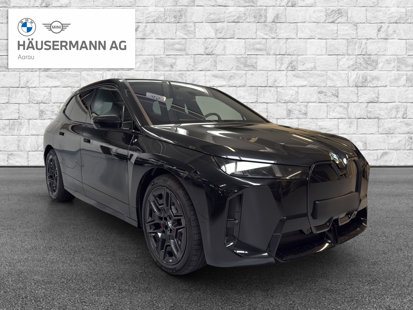 BMW iX xDrive60 M Sport-image-2