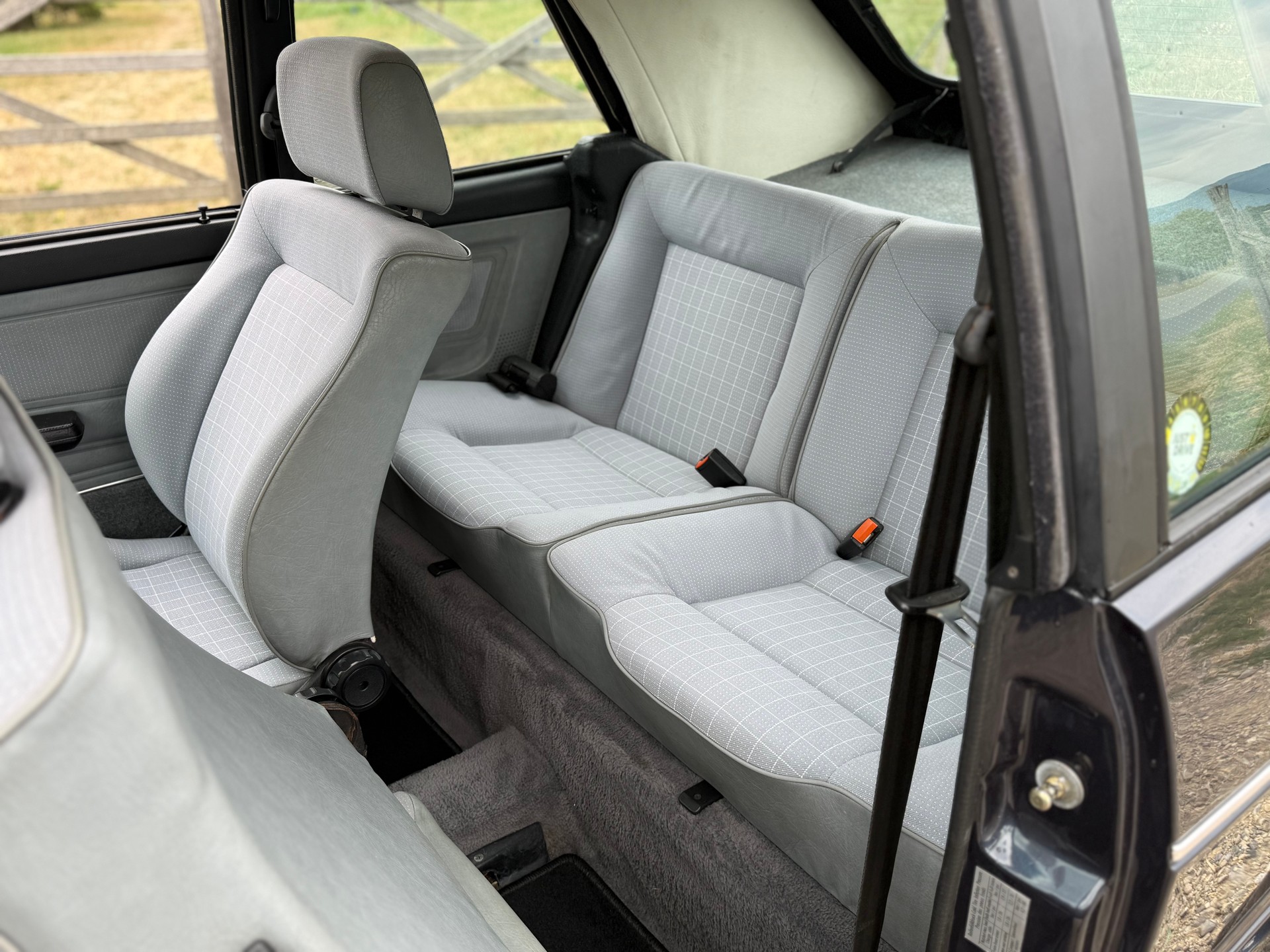 VW GOLF-image-5