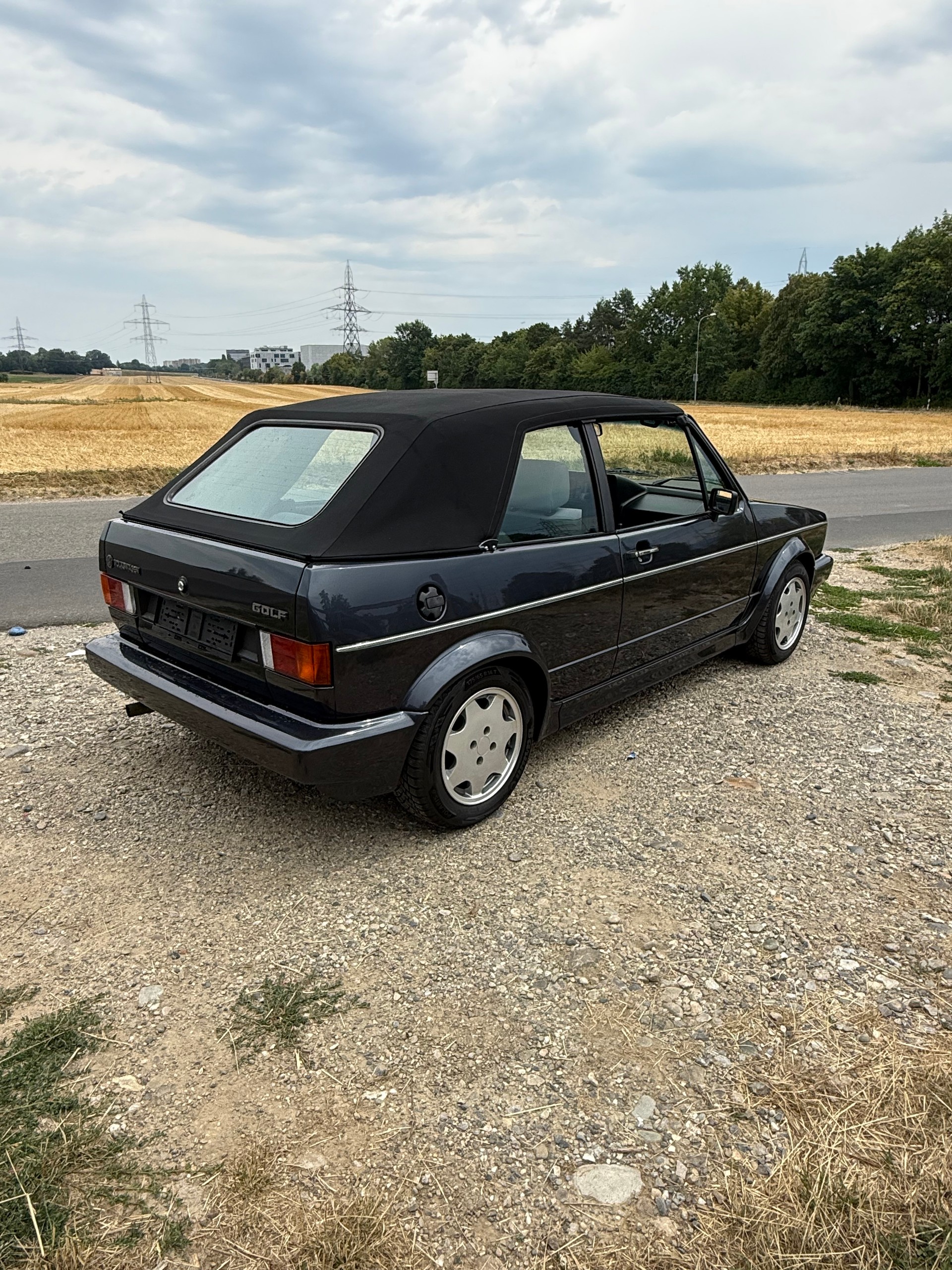 VW GOLF-image-6