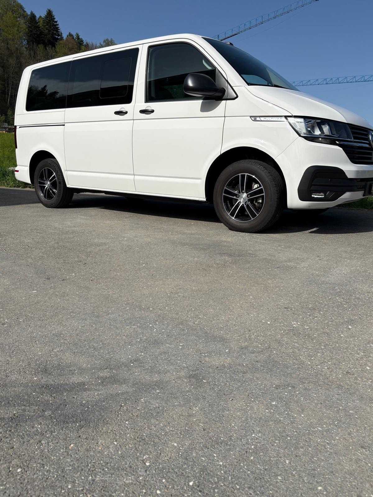 VW T6.1 Multivan 2.0 TDI Trendline-image-2