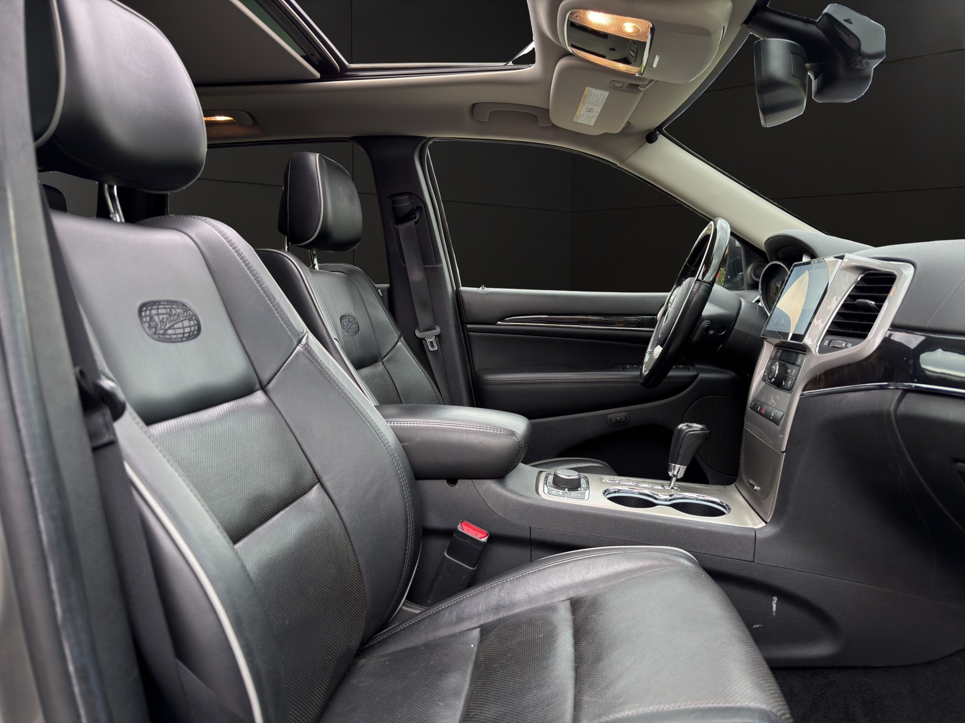 JEEP Grand Cherokee 3.0 CRD Overland Automatic-image-7