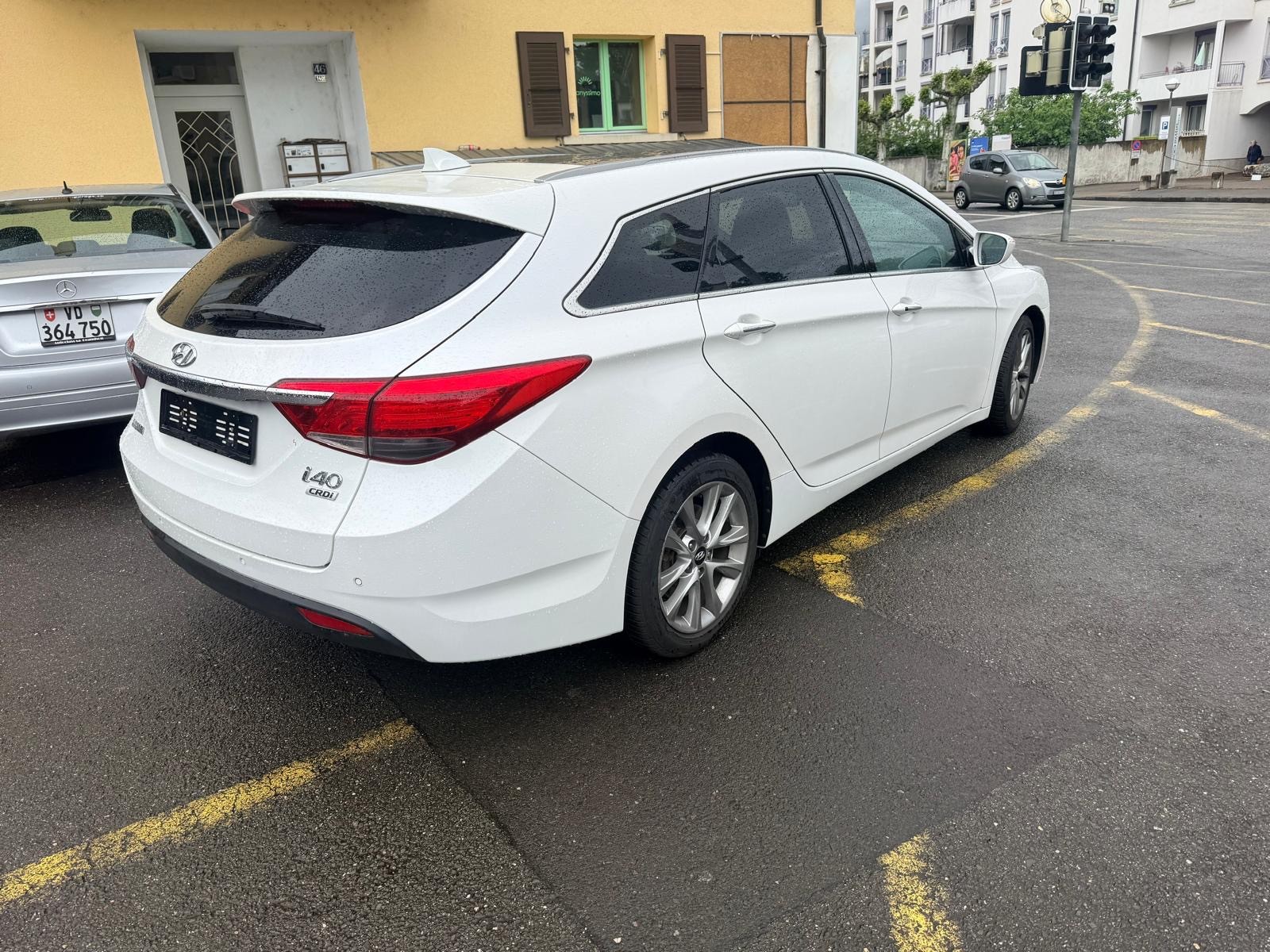 HYUNDAI i40 Wagon 1.7 CRDI Style Automatic-image-10