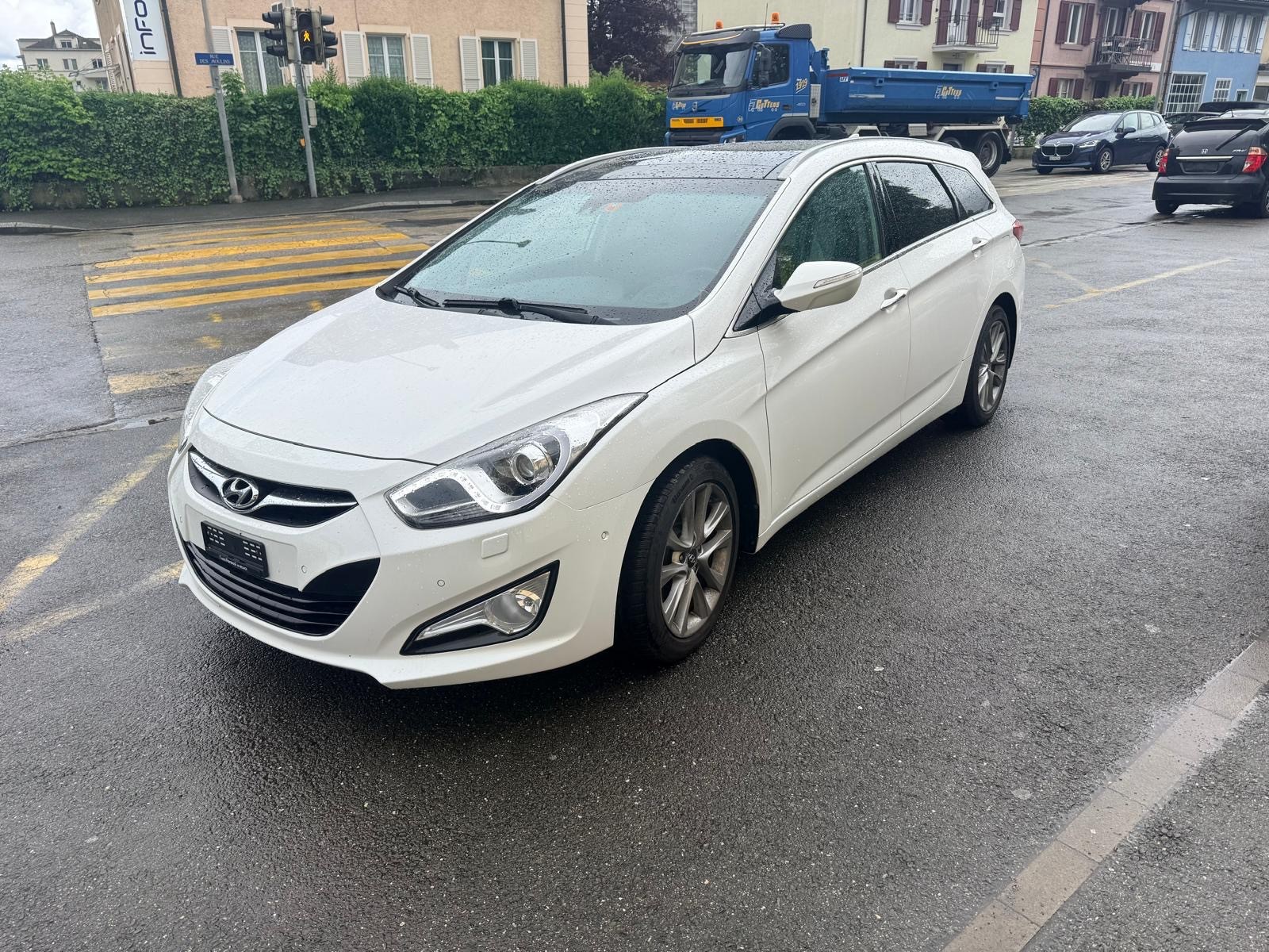 HYUNDAI i40 Wagon 1.7 CRDI Style Automatic-image-5