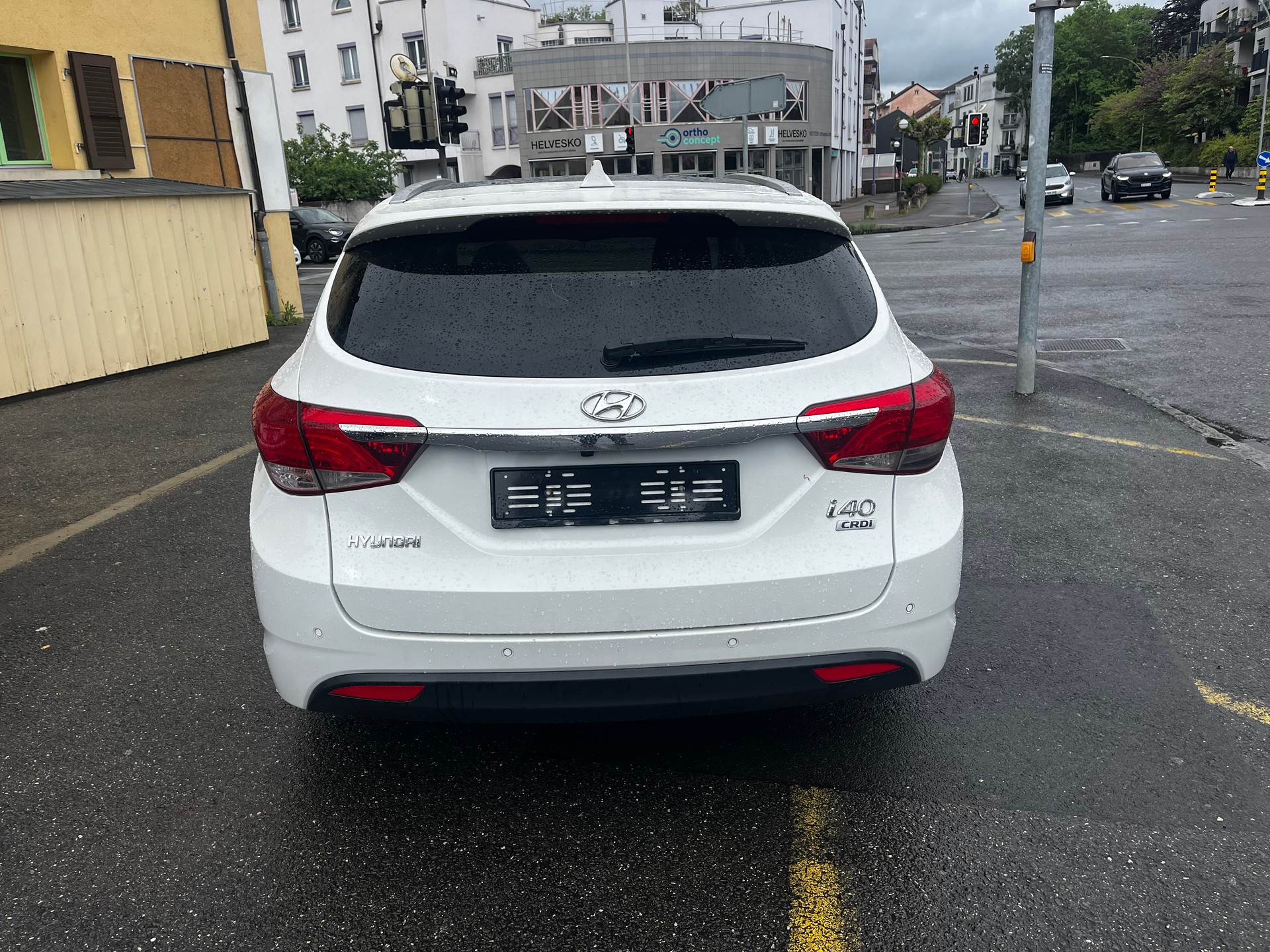 HYUNDAI i40 Wagon 1.7 CRDI Style Automatic-image-3