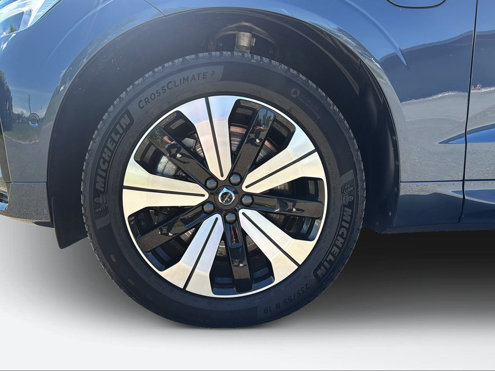 VOLVO XC60 2.0 T6 TE Plus Dark eAWD-image-8