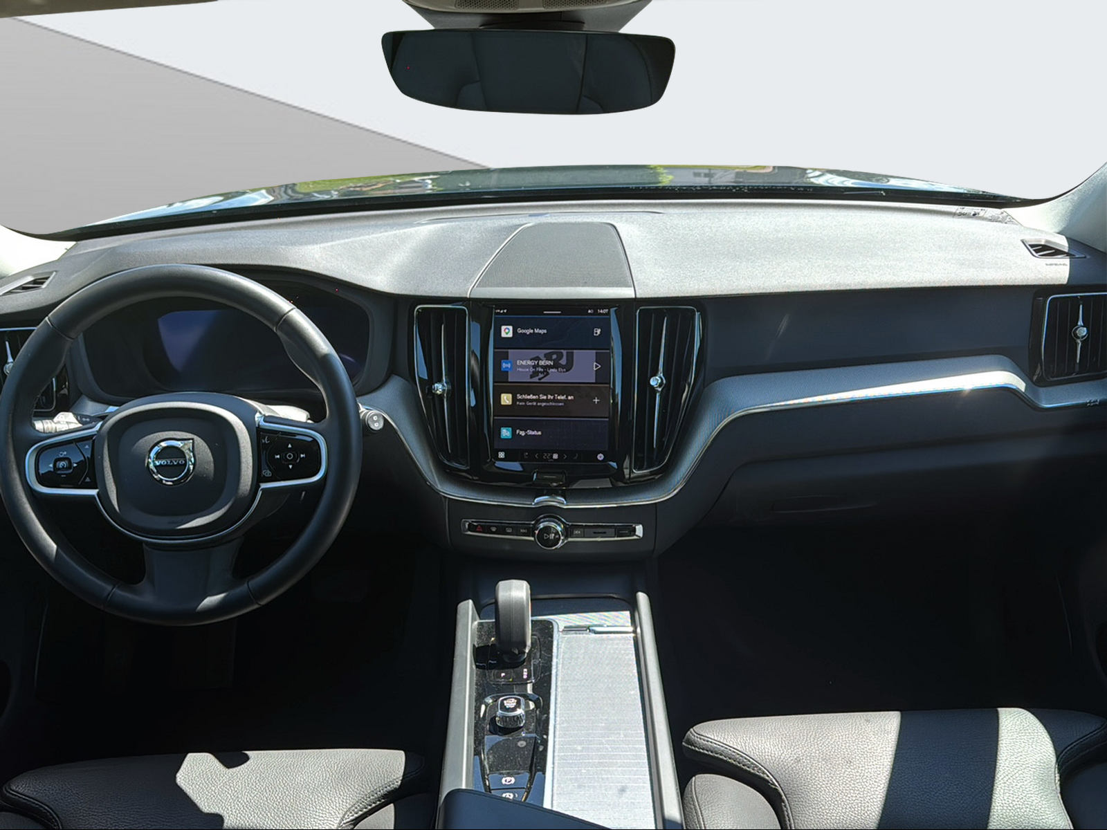 VOLVO XC60 2.0 T6 TE Plus Dark eAWD-image-11