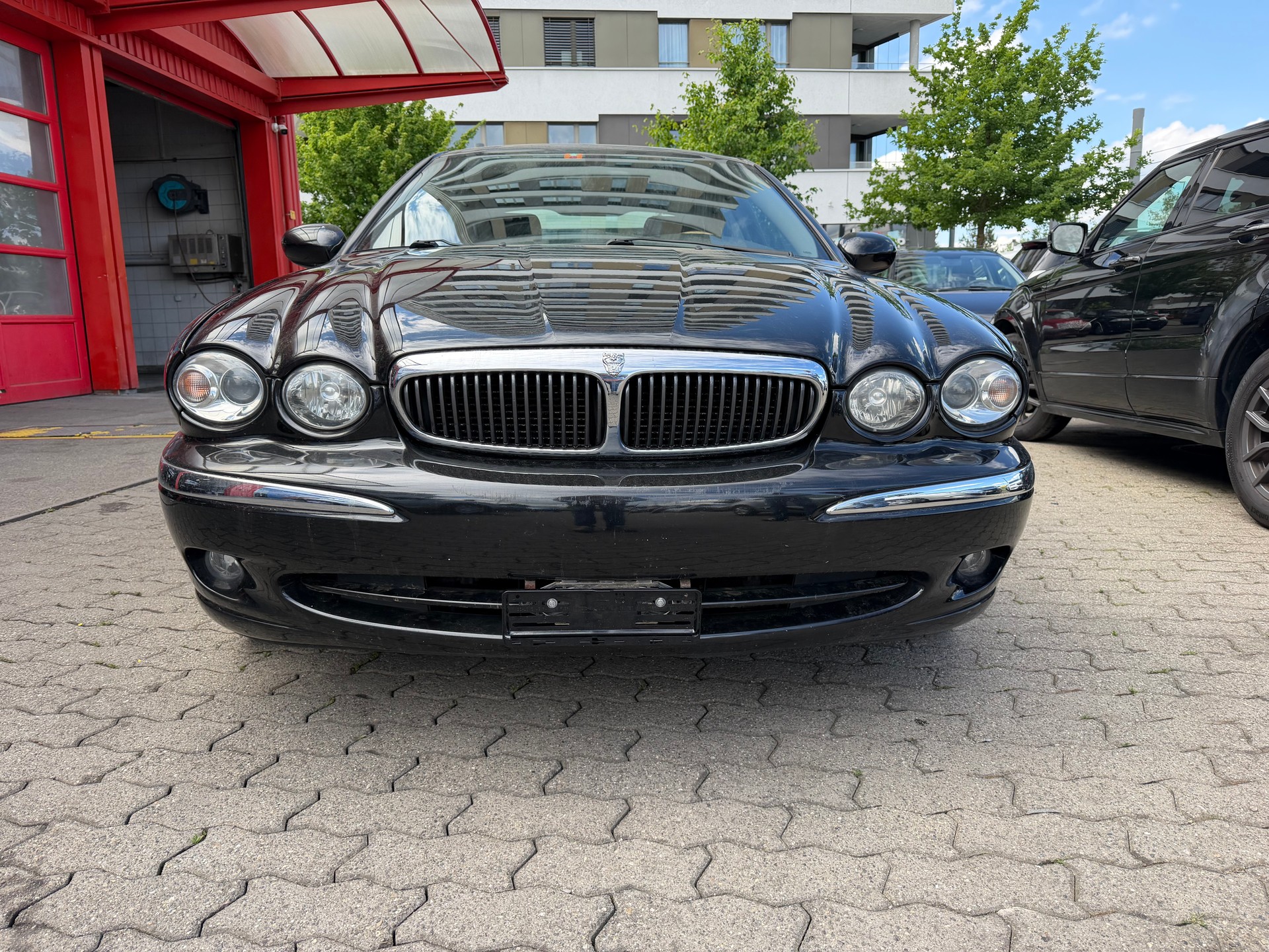 JAGUAR X-Type 2.0 V6 Classic-showroom-element-2