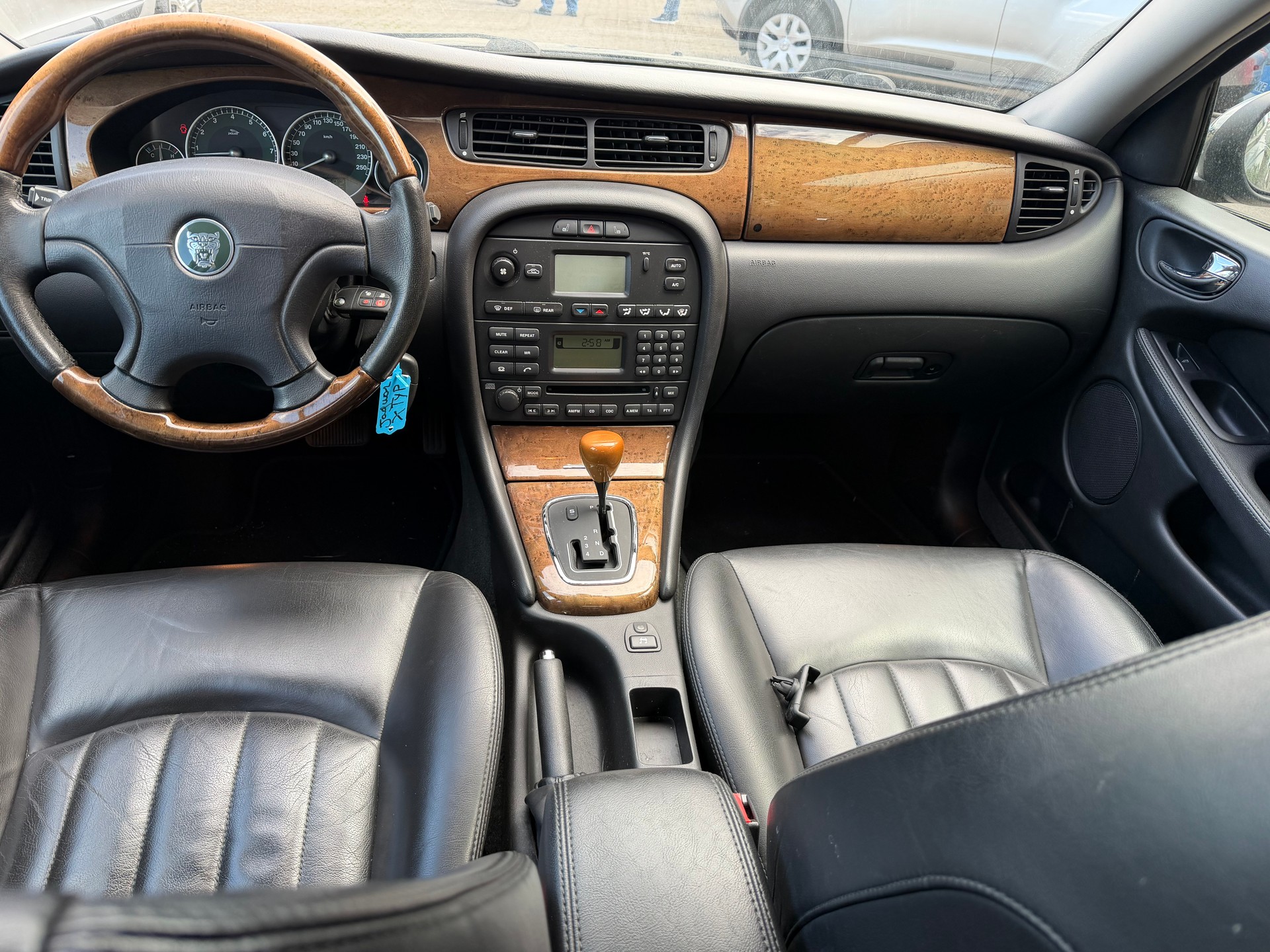 JAGUAR X-Type 2.0 V6 Classic-image-9