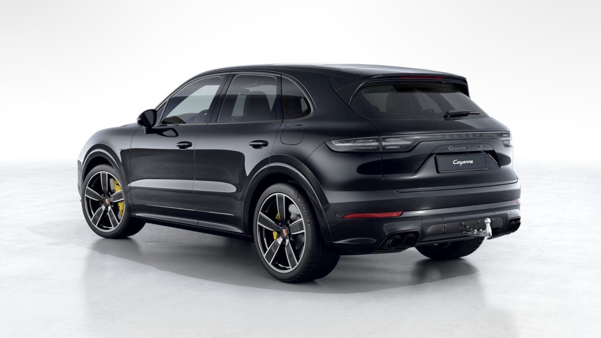 PORSCHE Cayenne Turbo S E-Hybrid-image-2