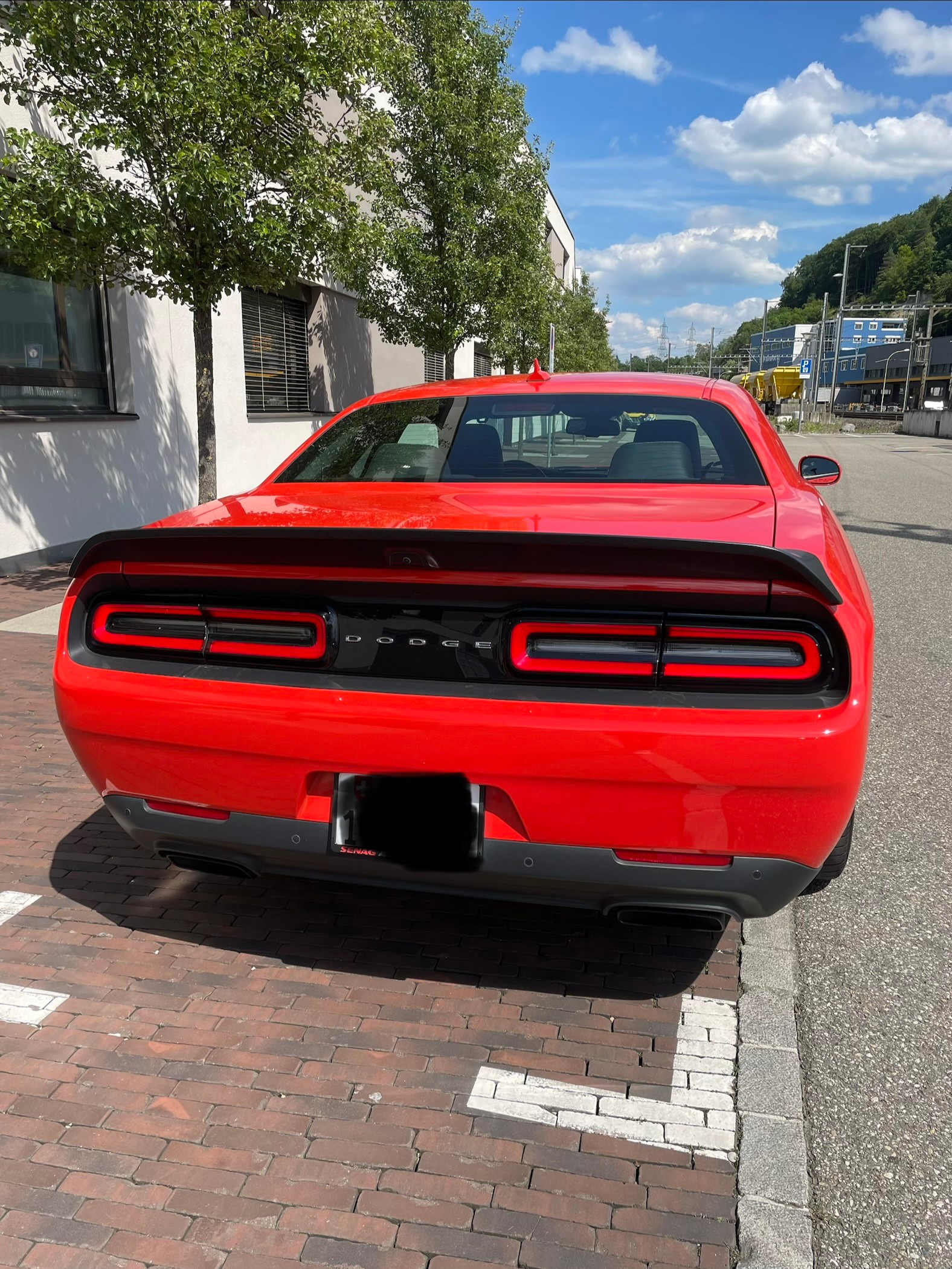 DODGE SRT Hellcat 6.2 V8-image-2