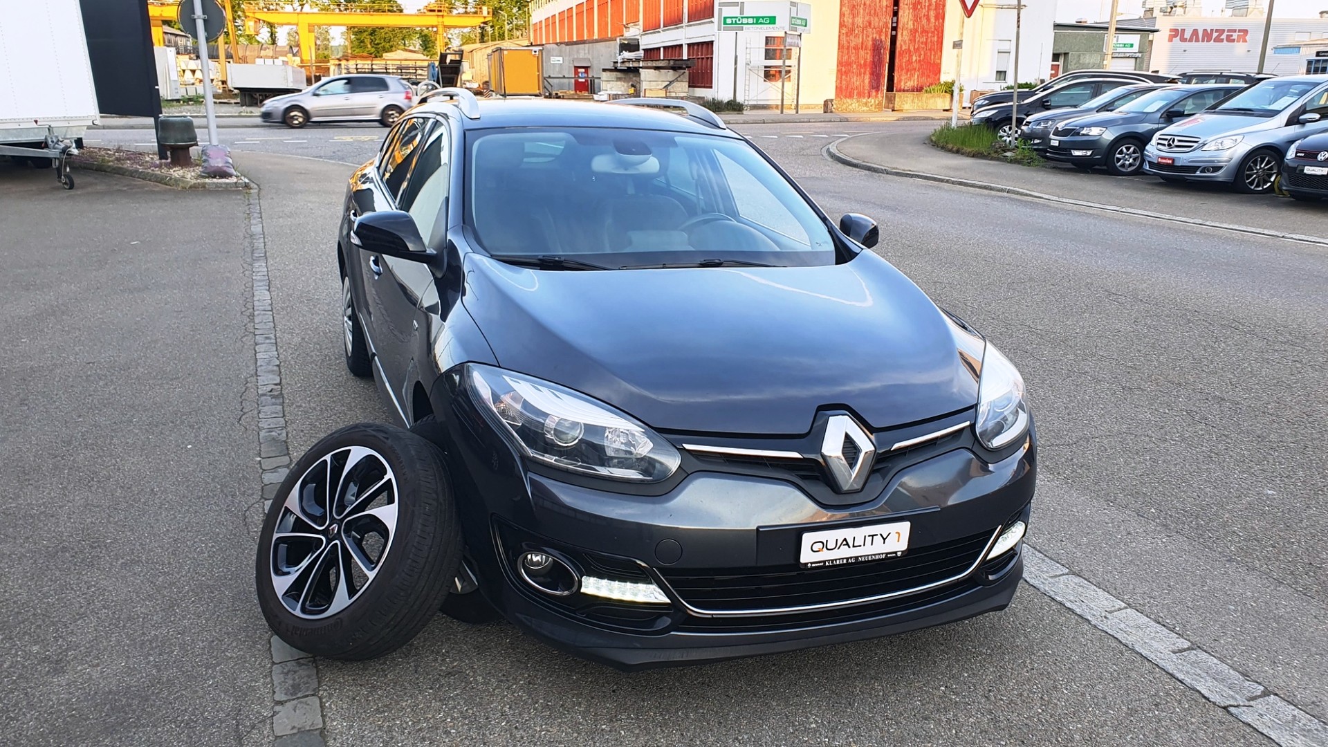 RENAULT Mégane Grandtour 1.2 16V Turbo Bose EDC