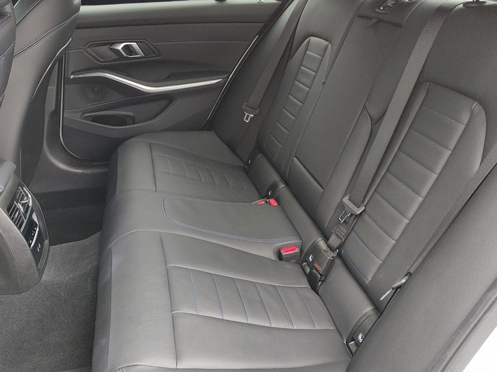 BMW 320d xDrive SAG-image-17