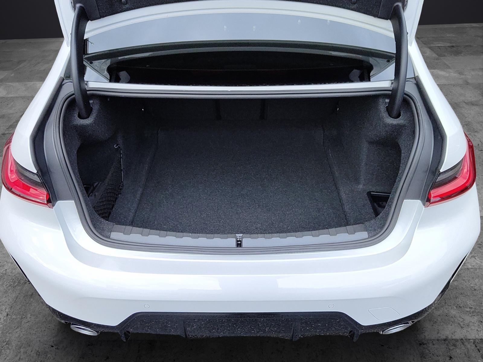 BMW 320d xDrive SAG-image-16