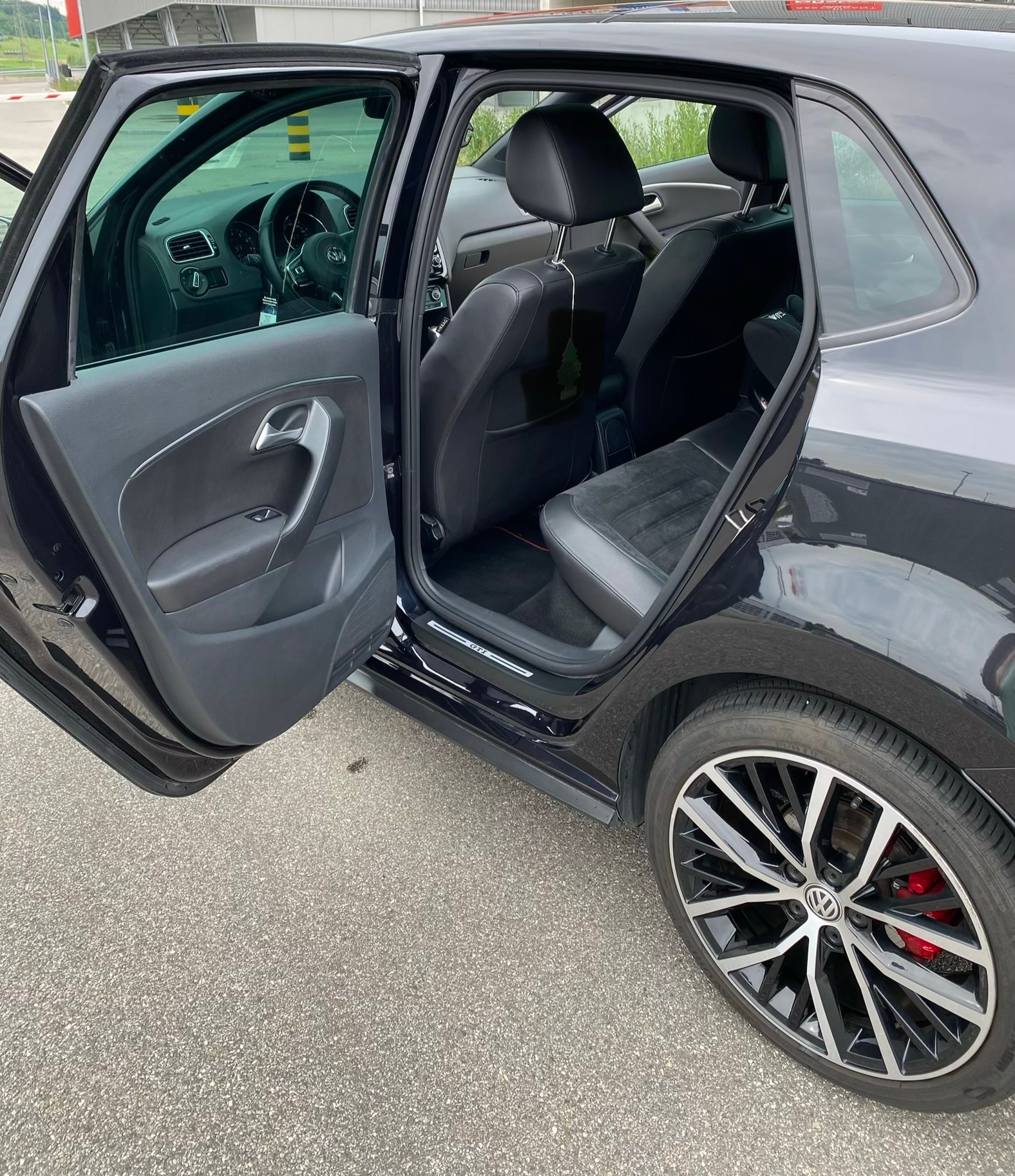 VW Polo, 1.8 TSI GTI DSG, Panoramadach-image-7